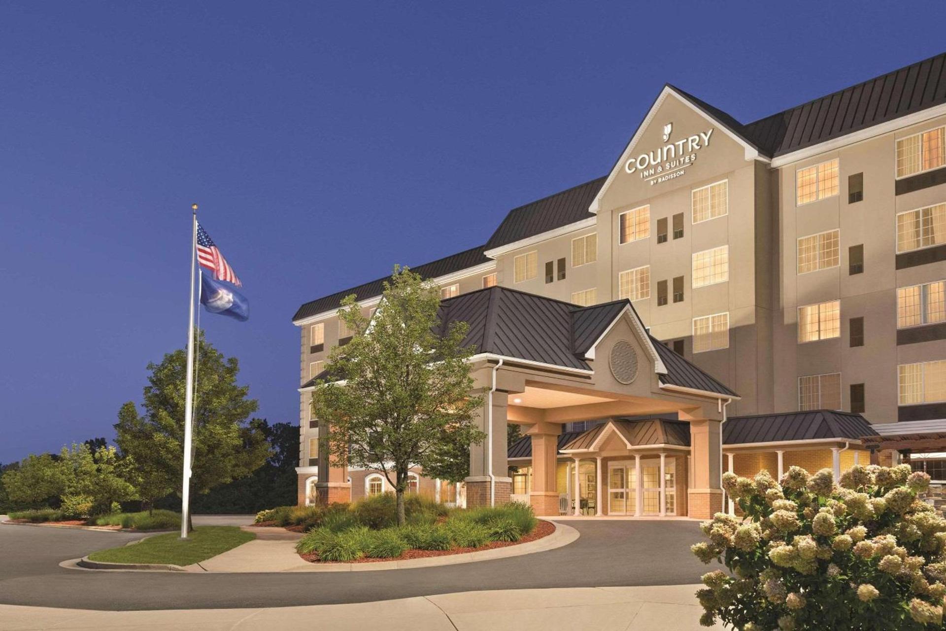 Country Inn & Suites by Radisson, Grand Rapids East, MI — hotel in Grand Rapids