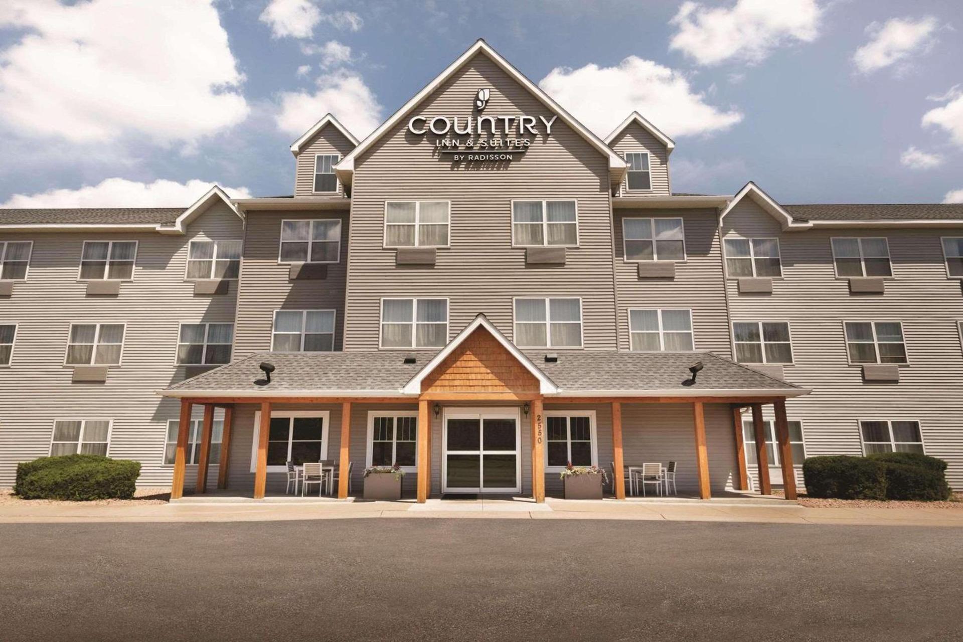 Country Inn & Suites by Radisson, Brooklyn Park - Brooklyn Center, MN — hotel in Brooklyn Center