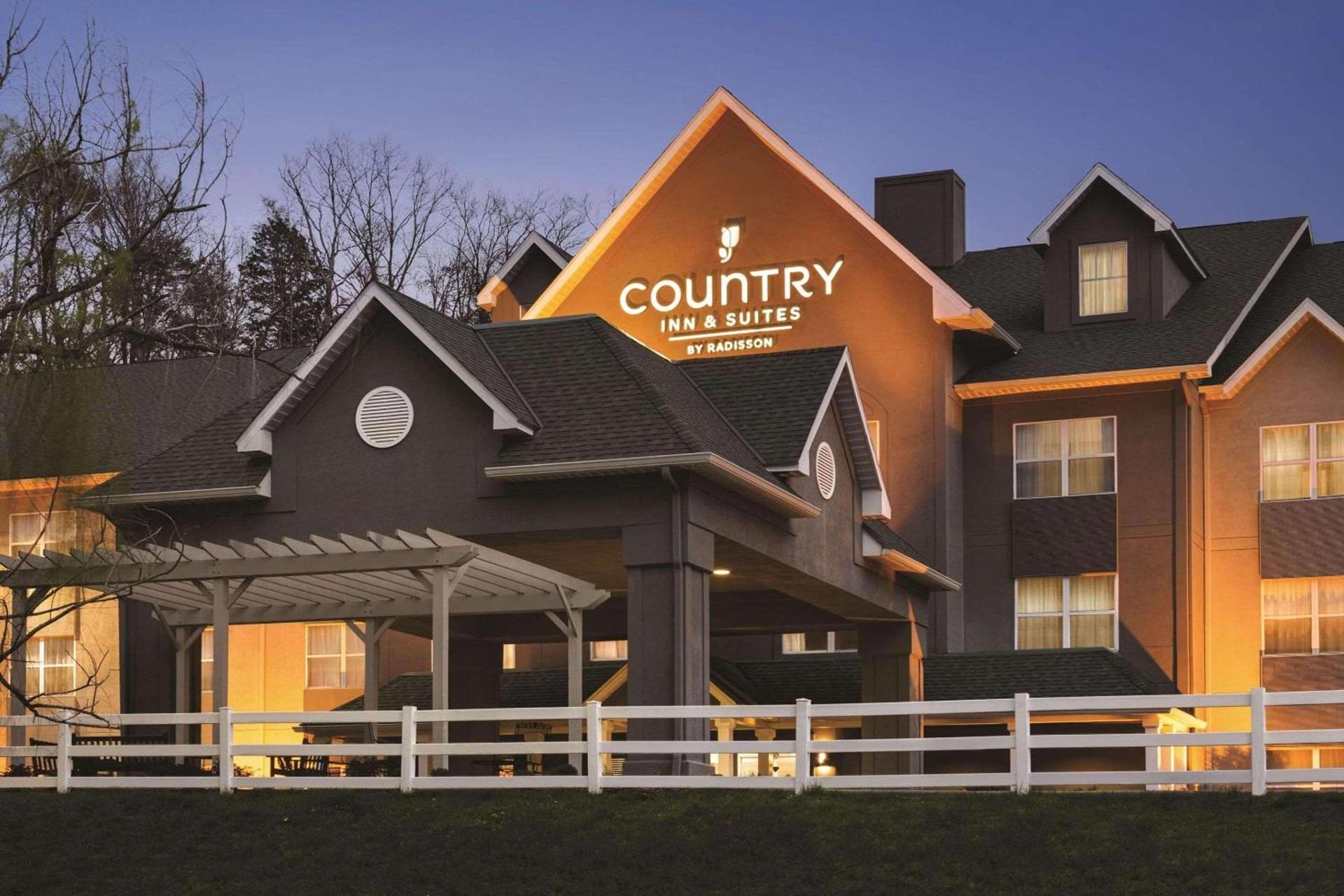 Country Inn & Suites by Radisson, Chattanooga-Lookout Mountain — hotel in Chattanooga