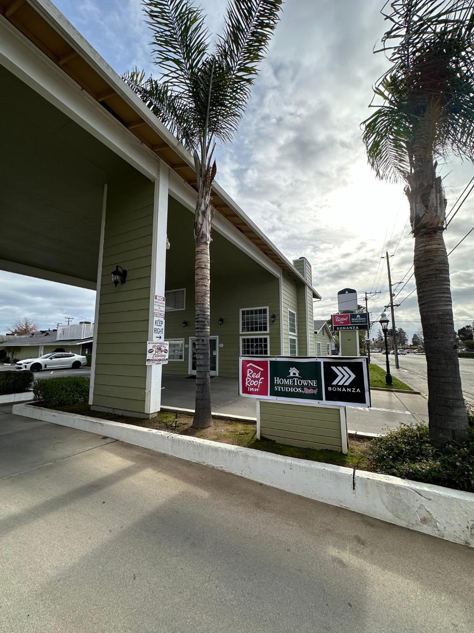HomeTowne Studios by Red Roof Yuba City Bonanza - Marysville — hotel in Yuba City