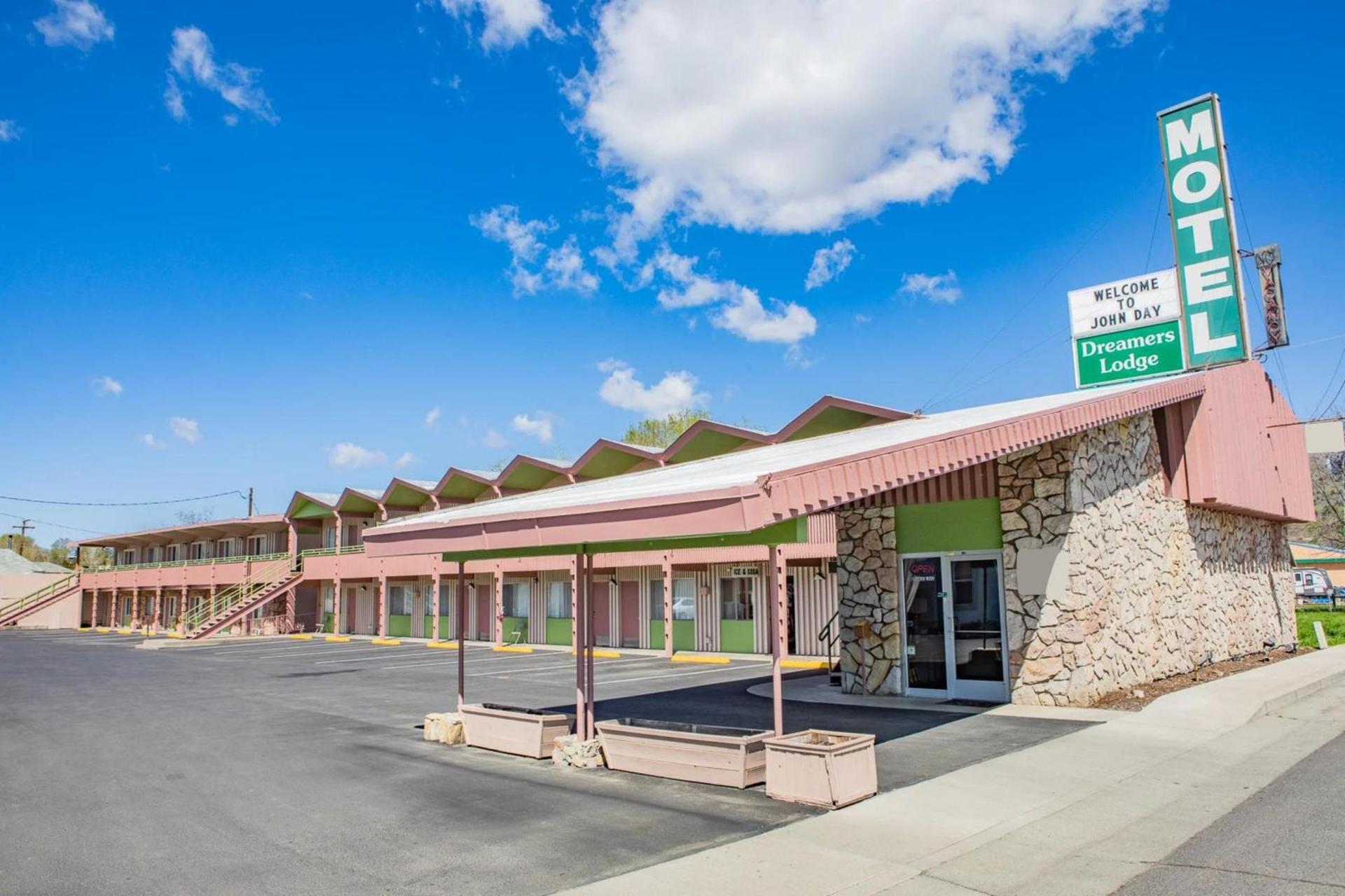 Dreamers Lodge — hotel in John Day