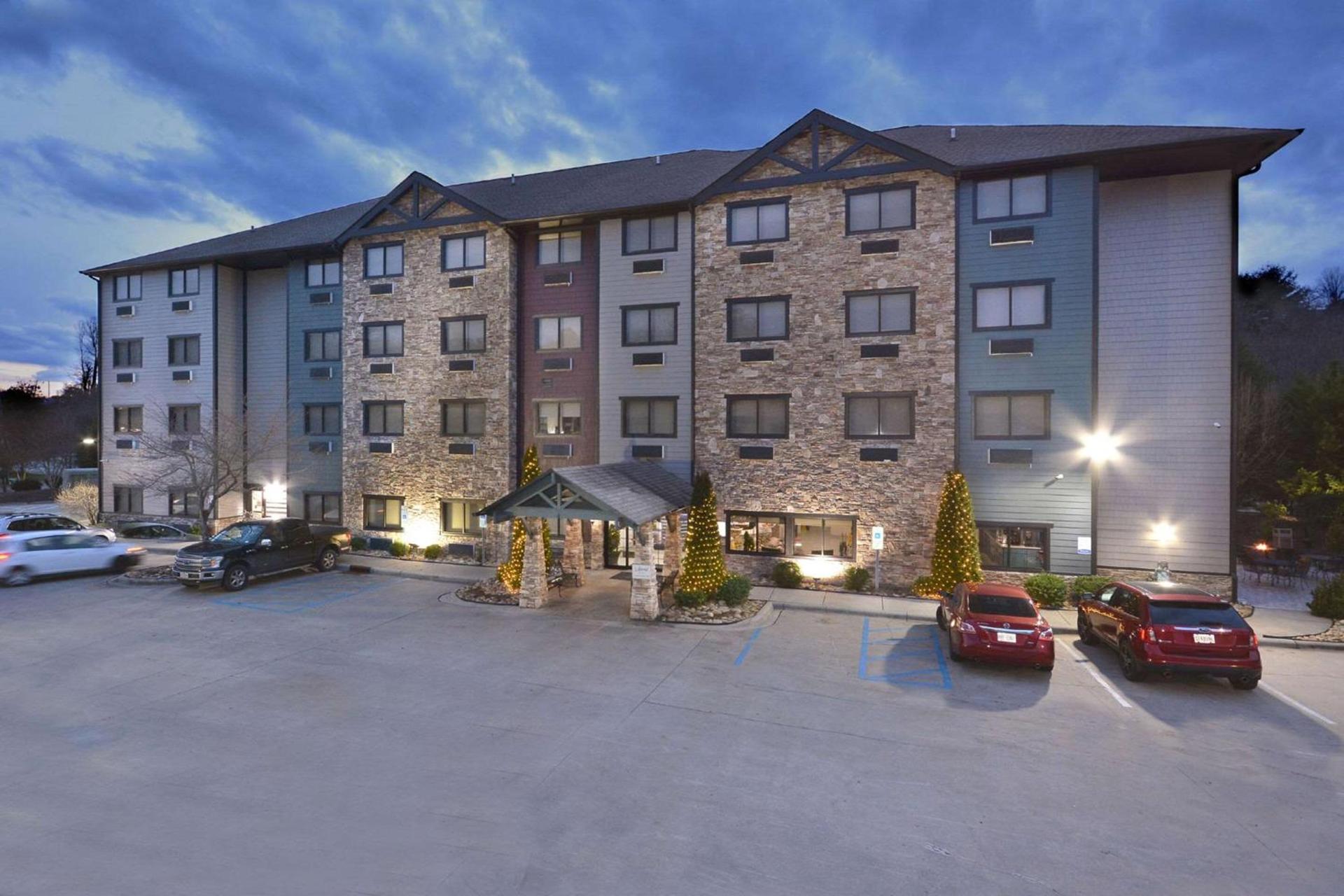 Brookstone Lodge near Biltmore Village, an Ascend Collection Hotel — hotel in Asheville