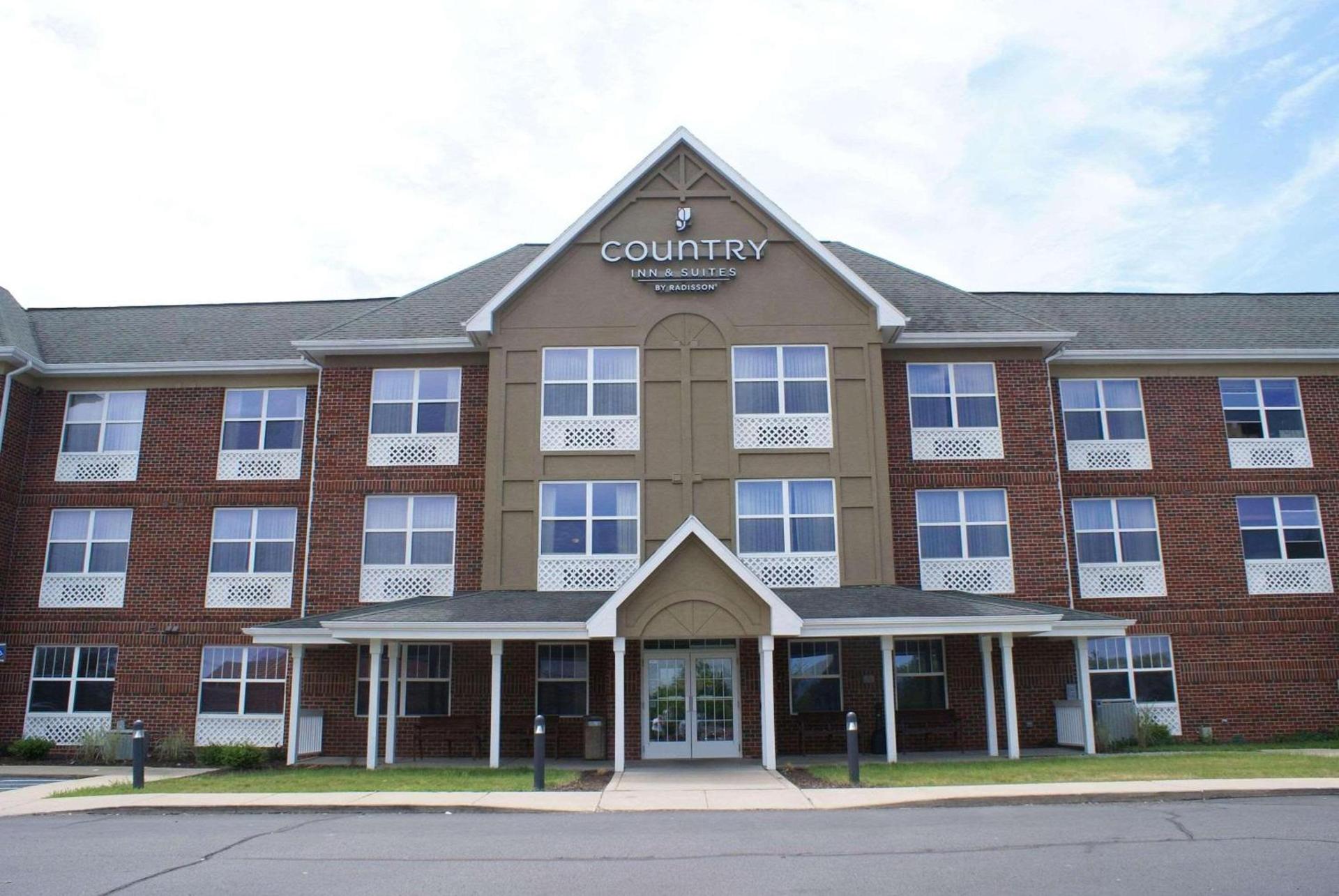 Country Inn & Suites by Radisson, Lansing, MI — hotel in Lansing