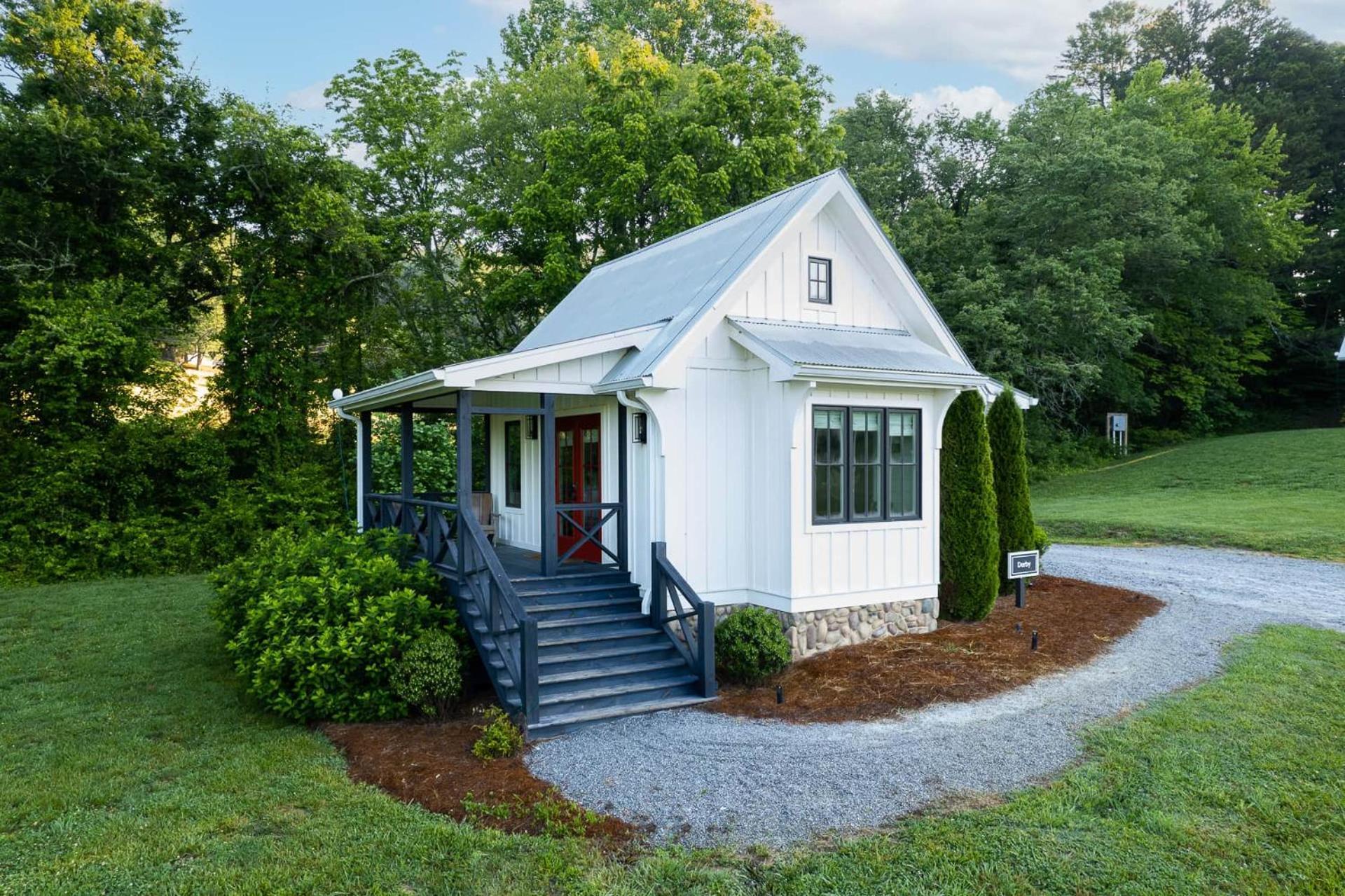 Cottages @ Julep Farms — hotel in Dillard
