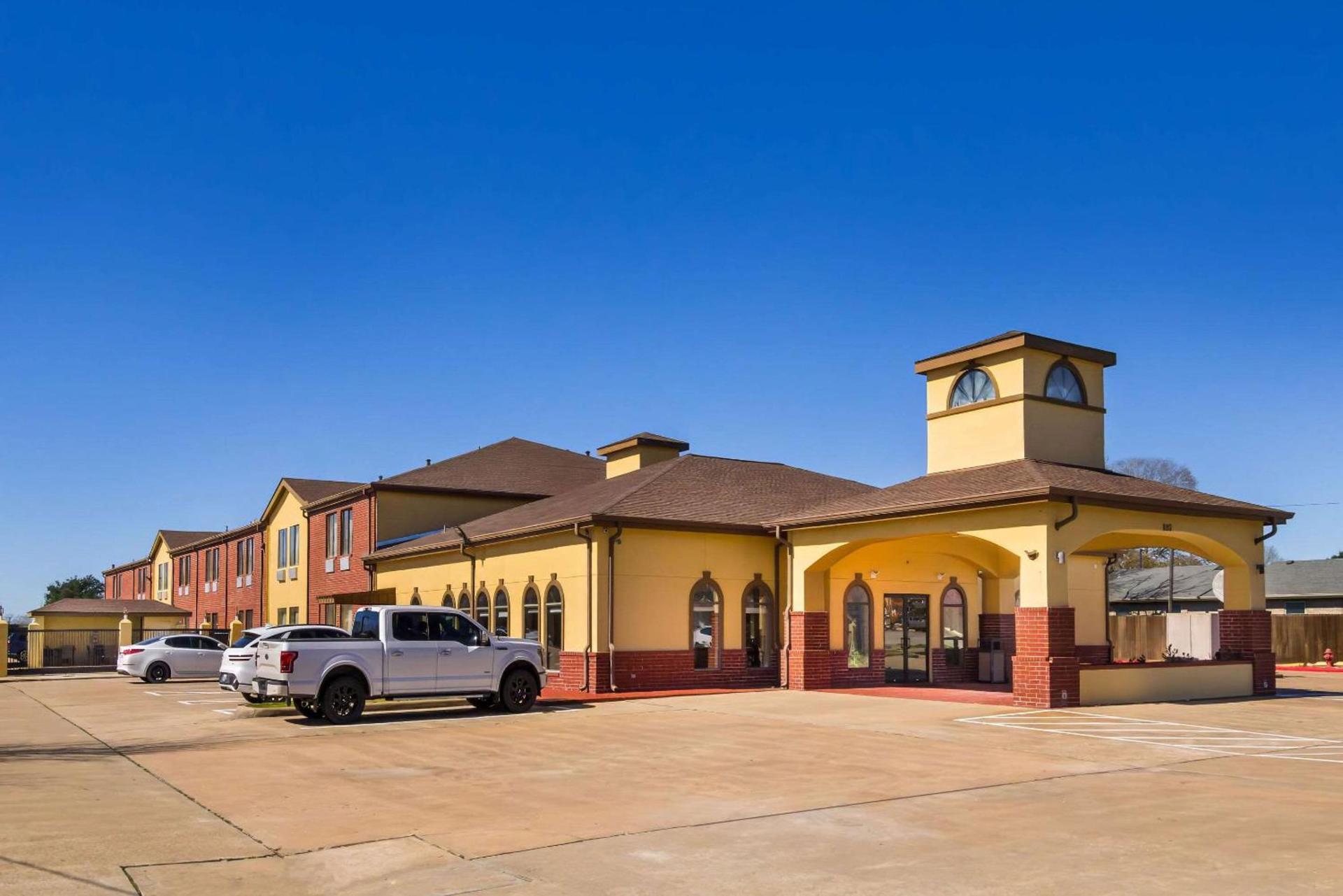 Quality Inn Bay City TX — hotel in Bay City