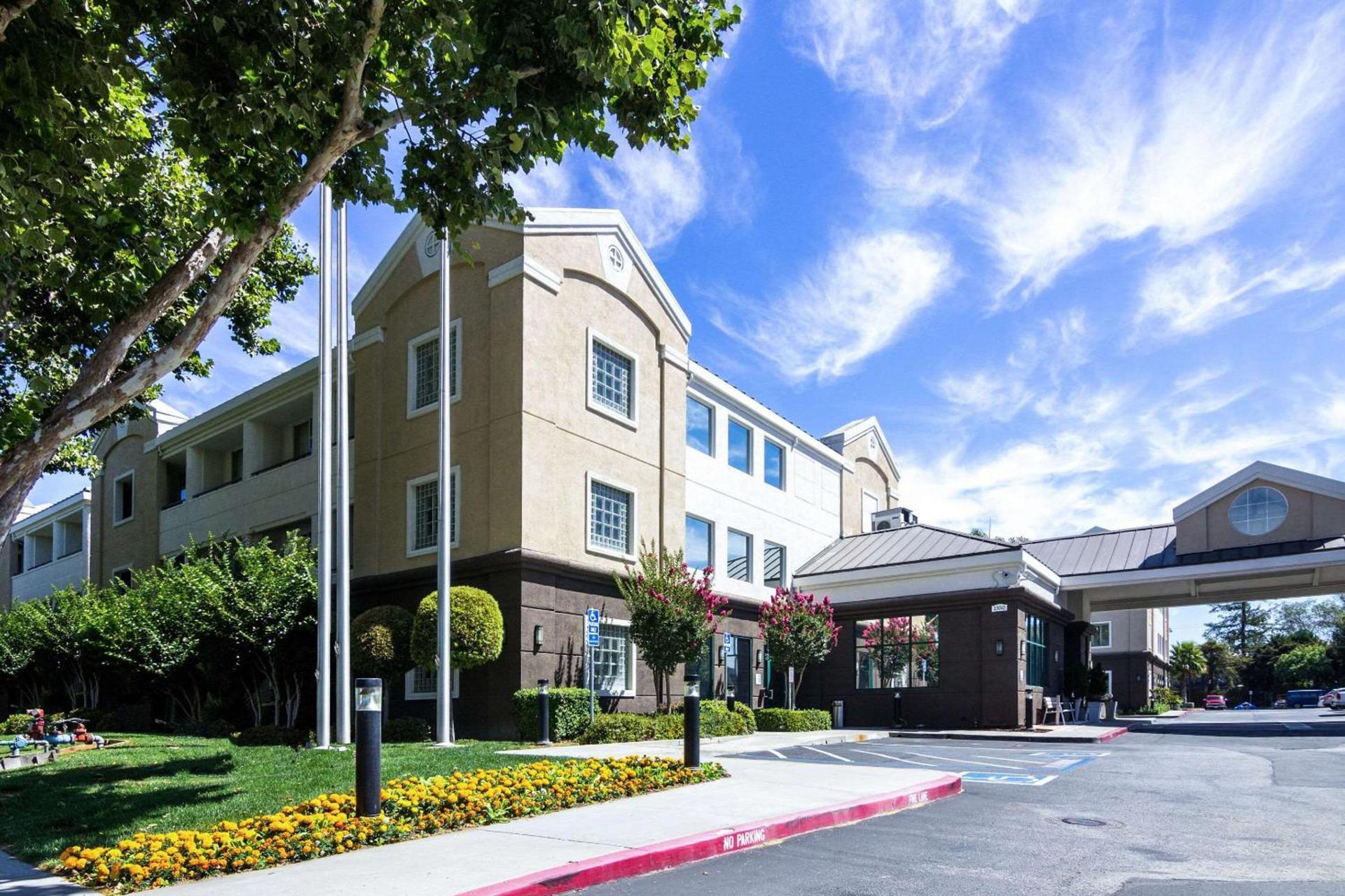 Country Inn & Suites by Radisson, San Jose International Airport, CA — hotel in San Jose