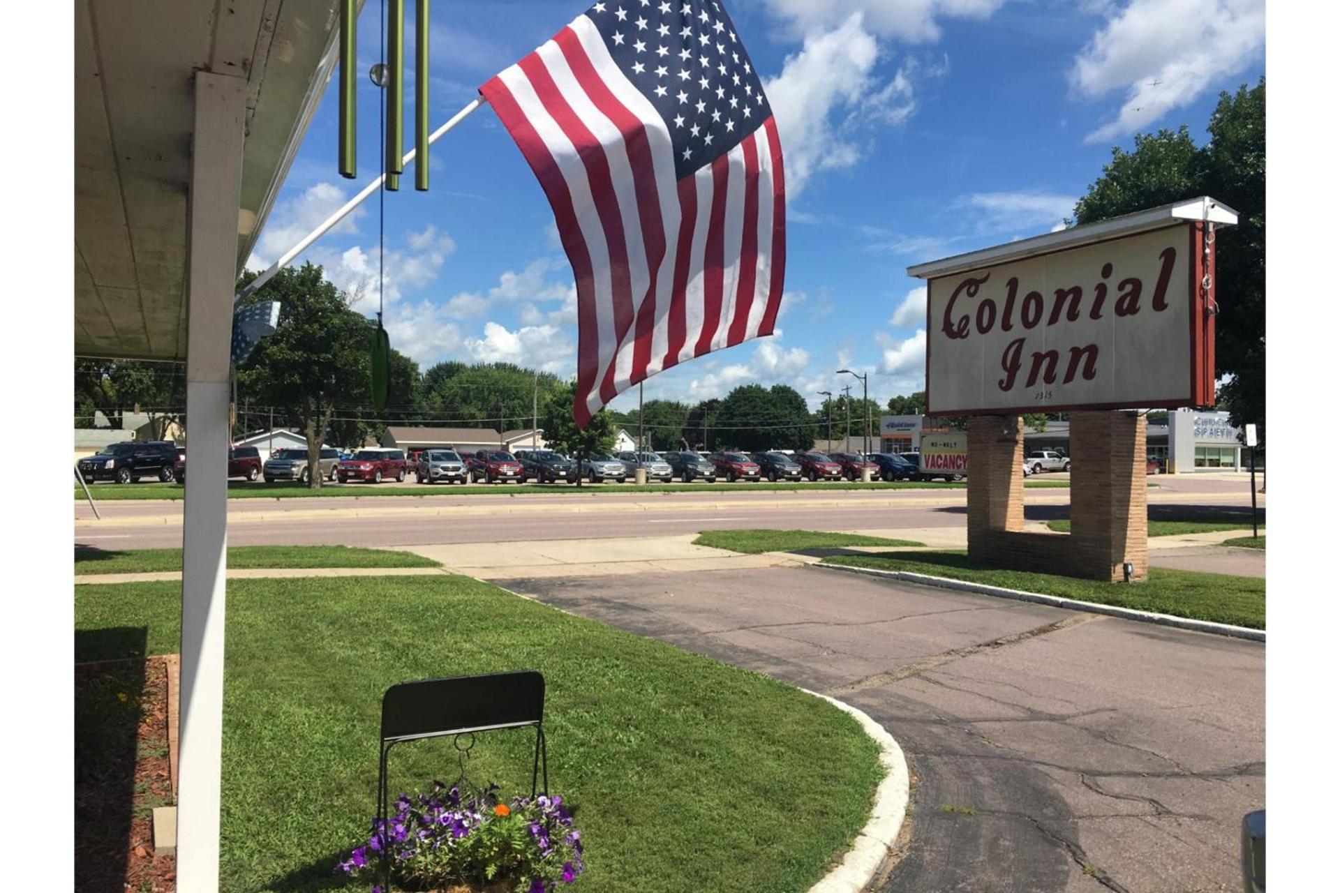 Colonial Inn Extended Stay by OYO New Ulm — hotel in New Ulm
