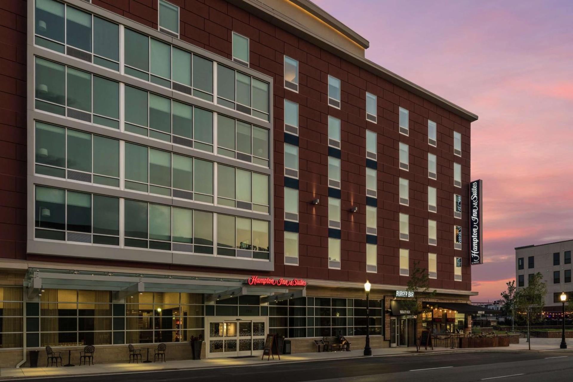 Hampton Inn & Suites Fort Wayne Downtown — hotel in Fort Wayne