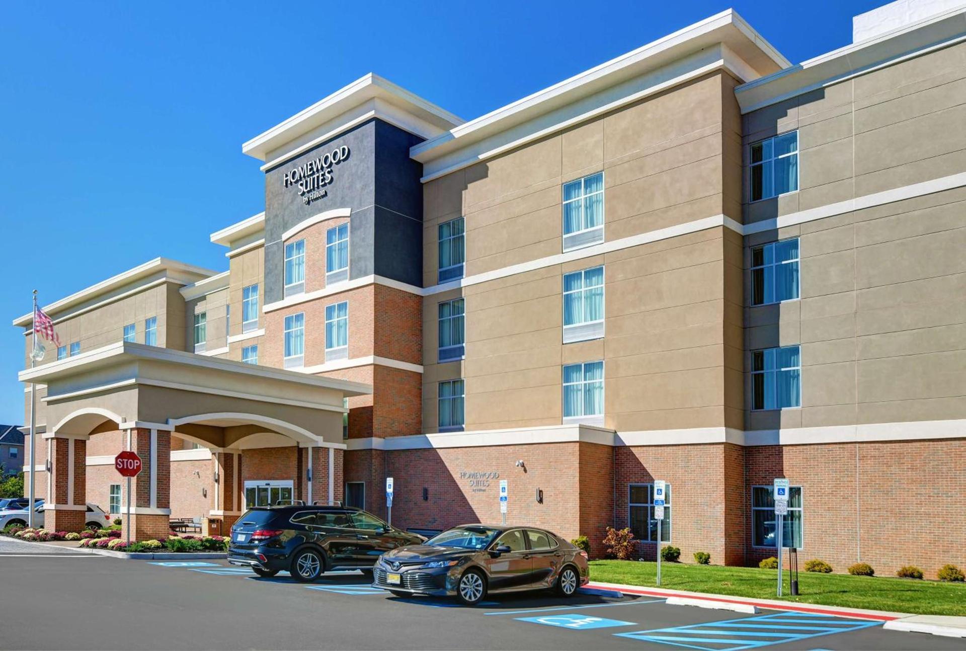 Homewood Suites By Hilton Edison Woodbridge, NJ — hotel in Edison