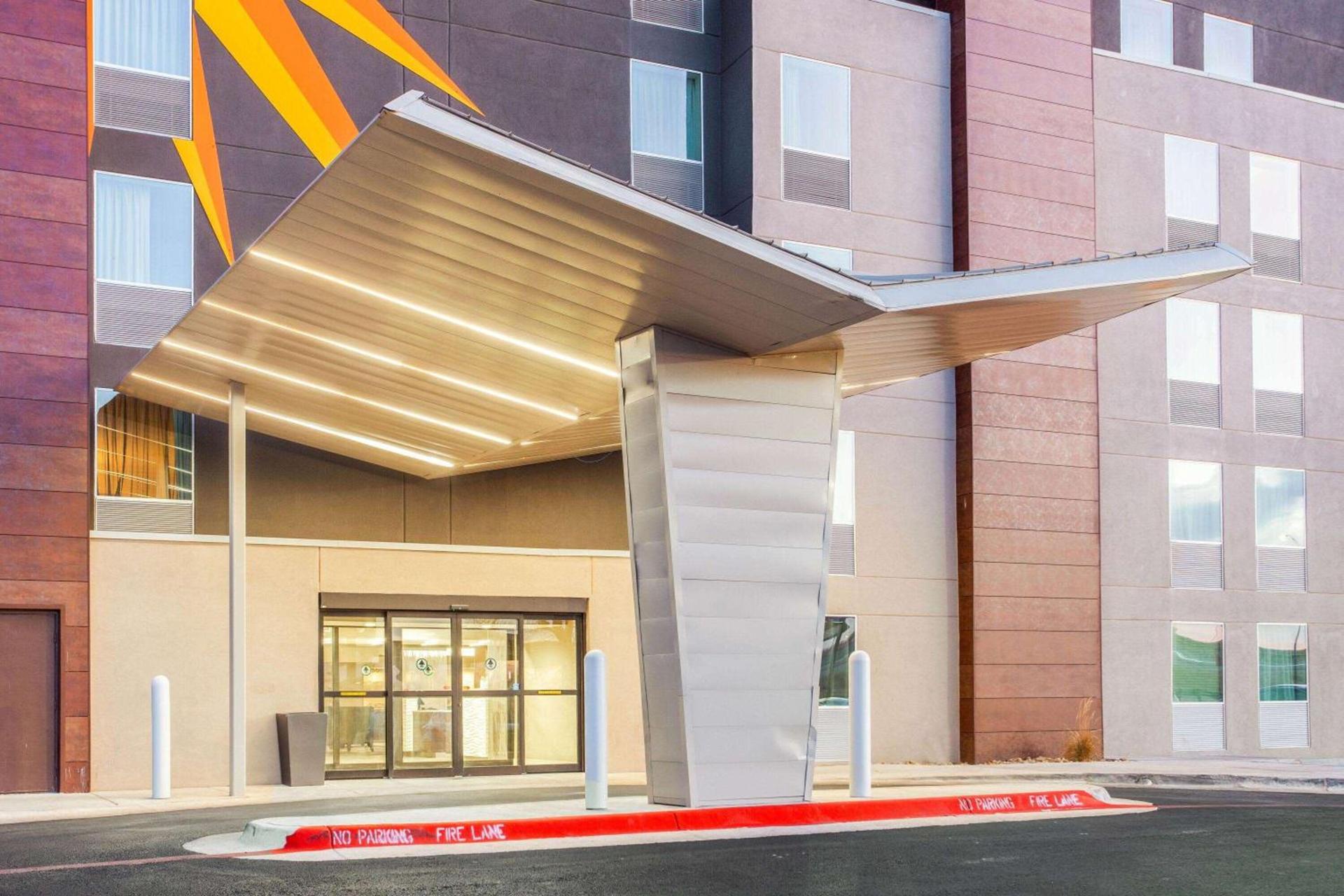 La Quinta by Wyndham Lubbock West Medical Center — hotel in Lubbock