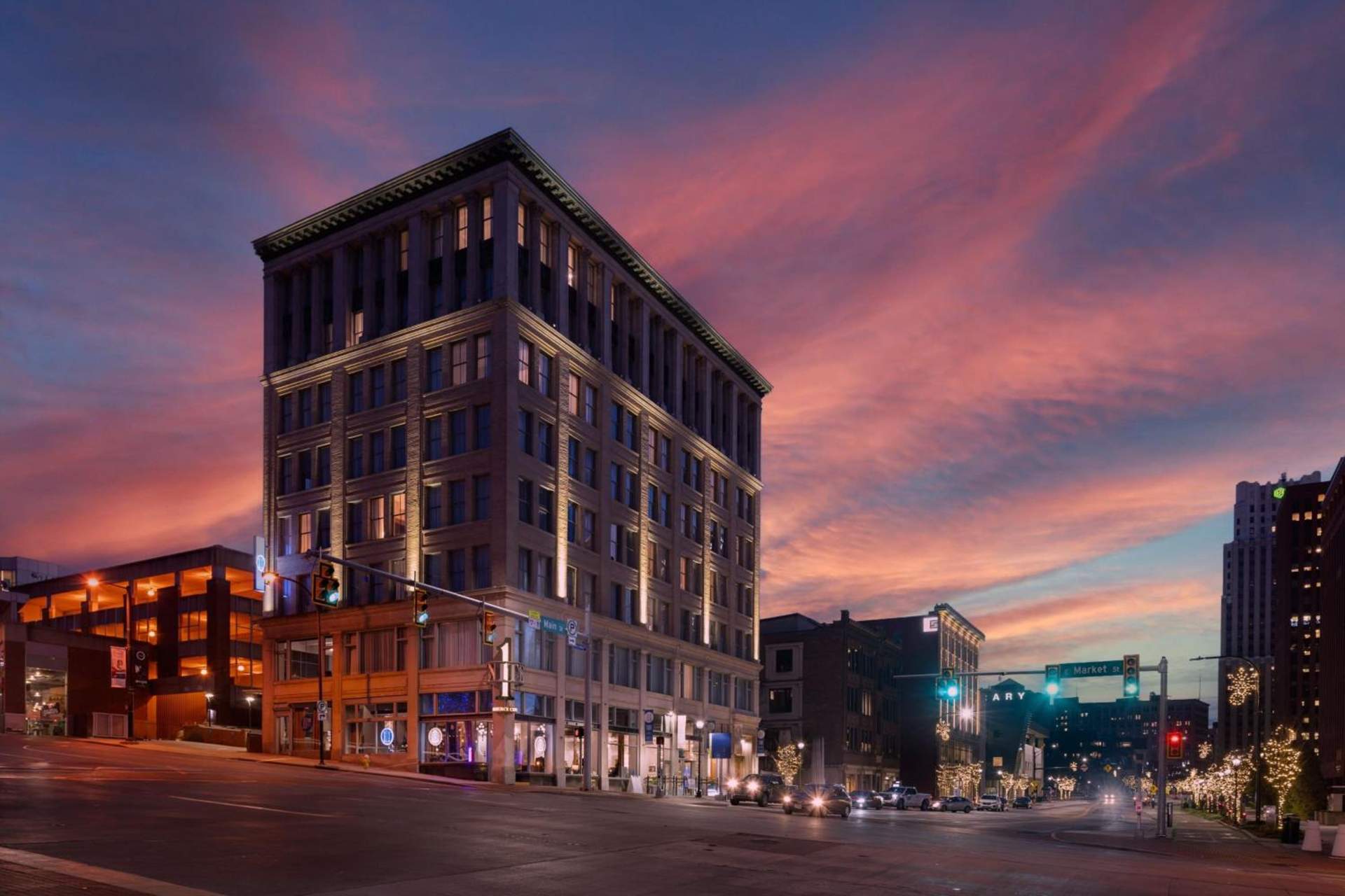BLU-Tique, Akron, a Tribute Portfolio Hotel