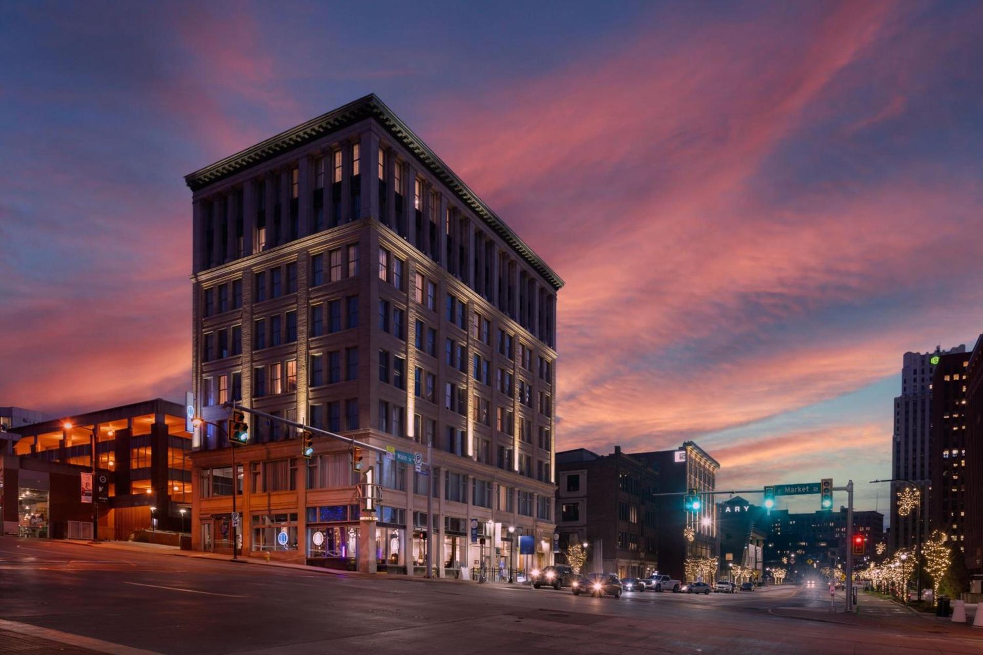 BLU-Tique, Akron, a Tribute Portfolio Hotel — hotel in Akron