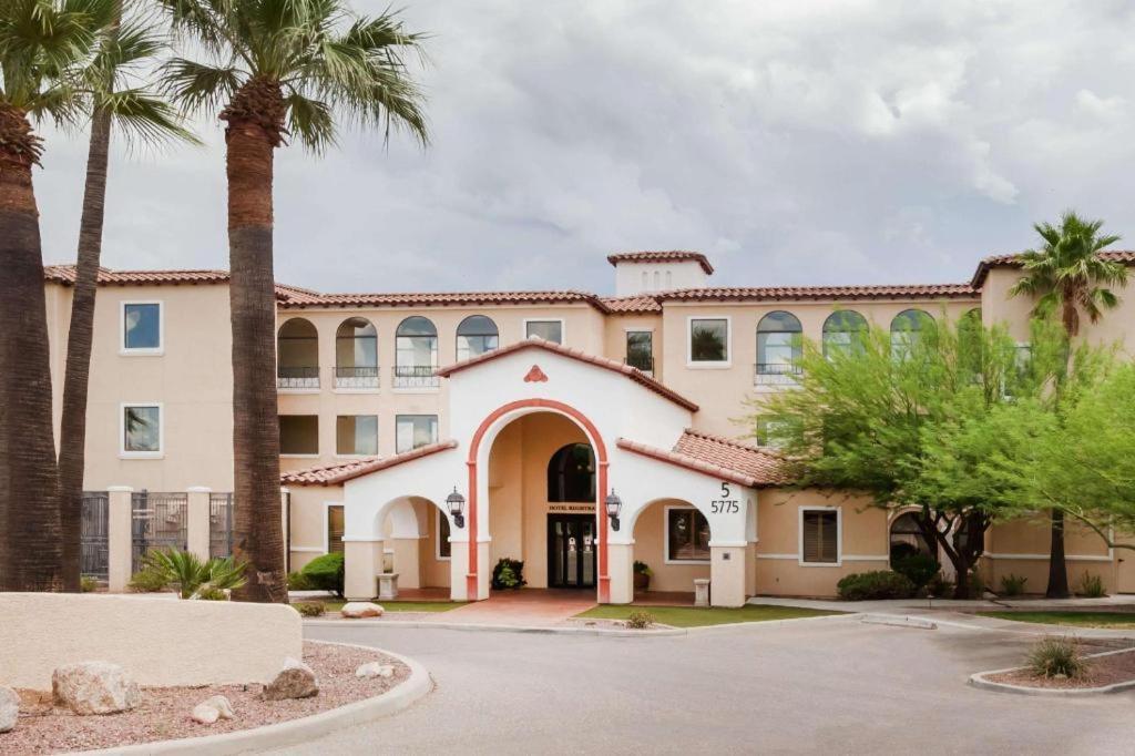 Wyndham Green Valley Canoa Ranch Resort — hotel in Green Valley