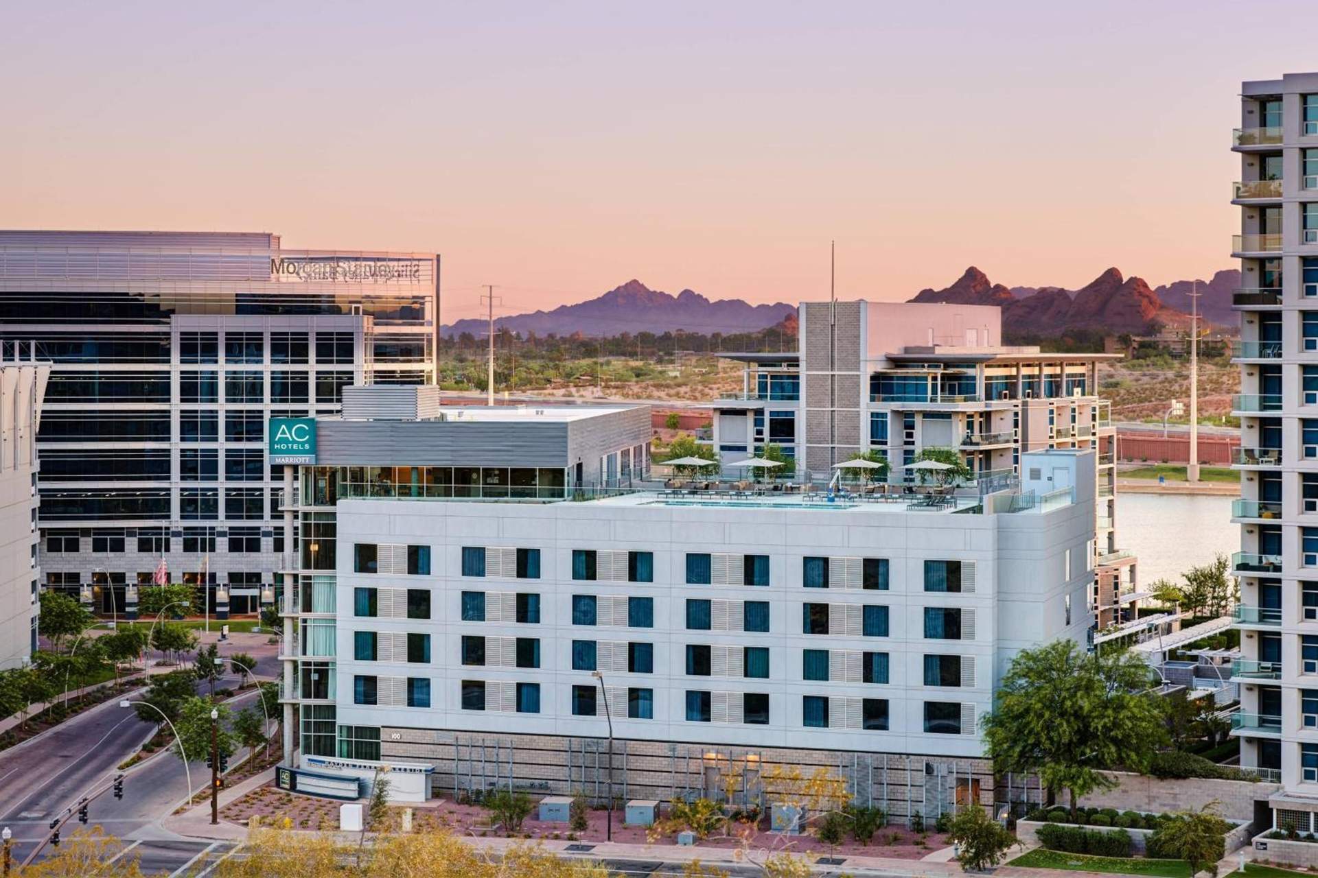 AC Hotel by Marriott Phoenix Tempe/Downtown