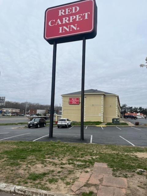 Red Carpet Inn Quantico — hotel in Dumfries