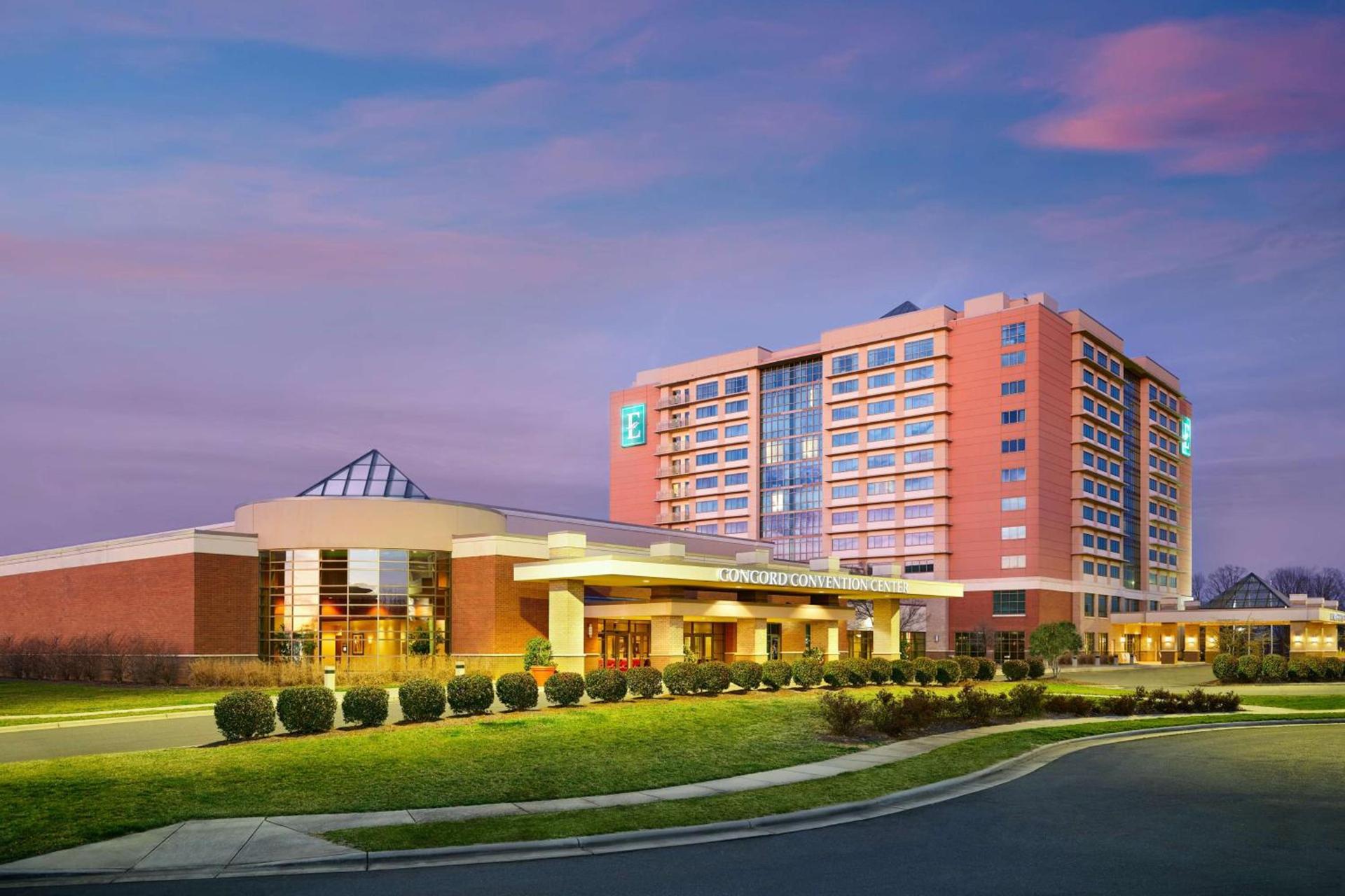 Embassy Suites by Hilton Charlotte Concord Golf Resort & Spa — hotel in Concord