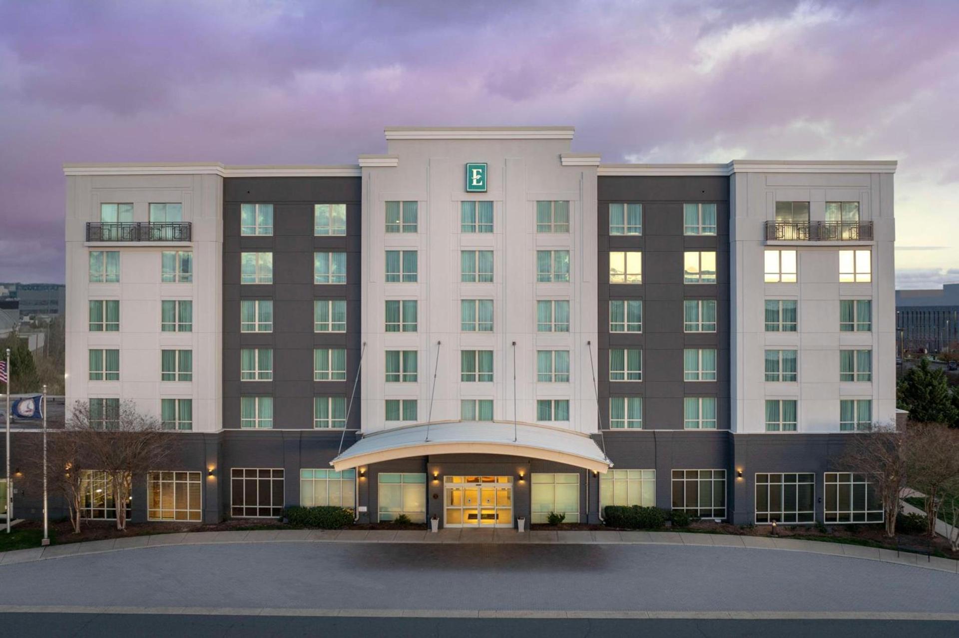 Embassy Suites by Hilton Dulles North Loudoun — hotel in Ashburn