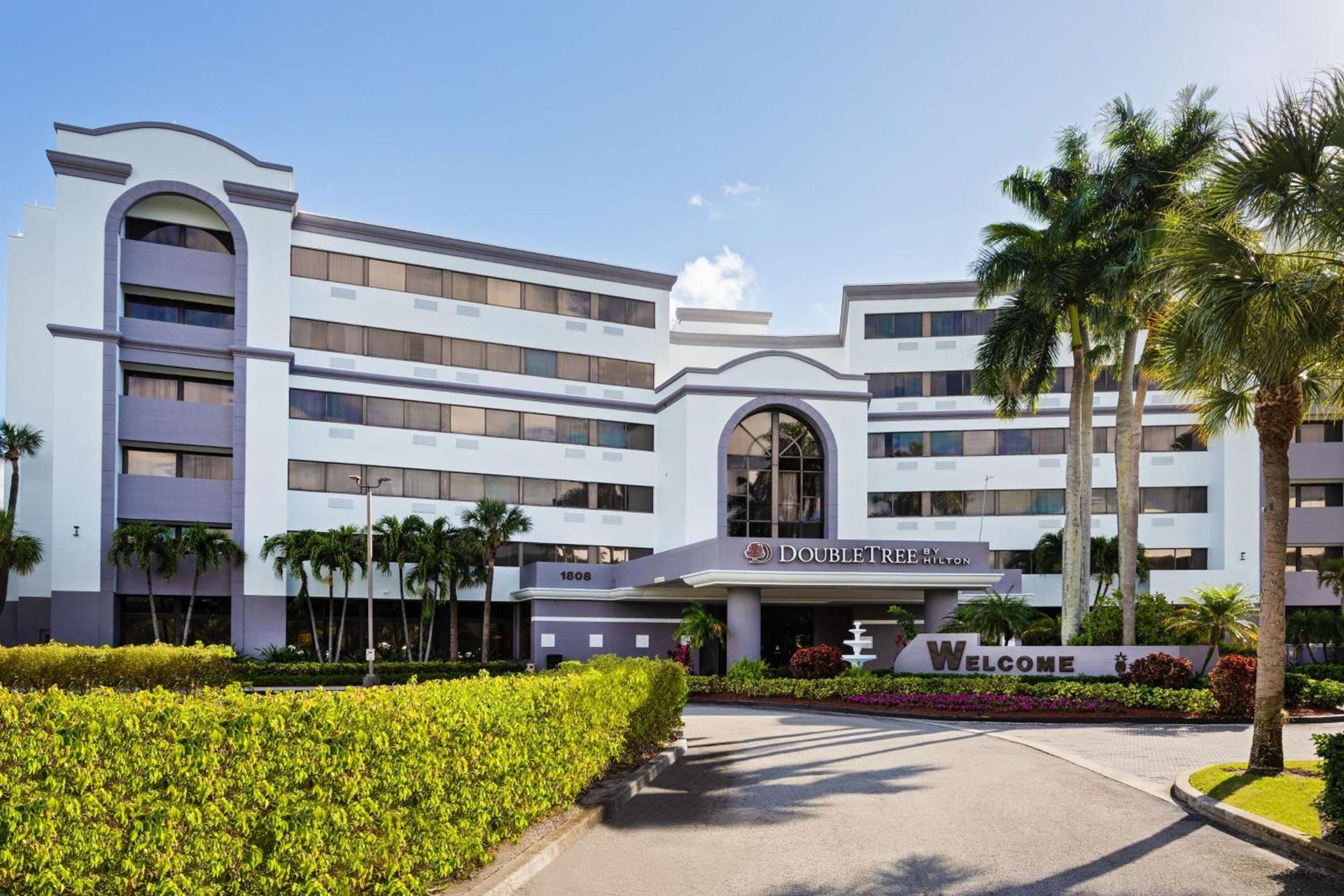 DoubleTree by Hilton Hotel West Palm Beach Airport — hotel in West Palm Beach