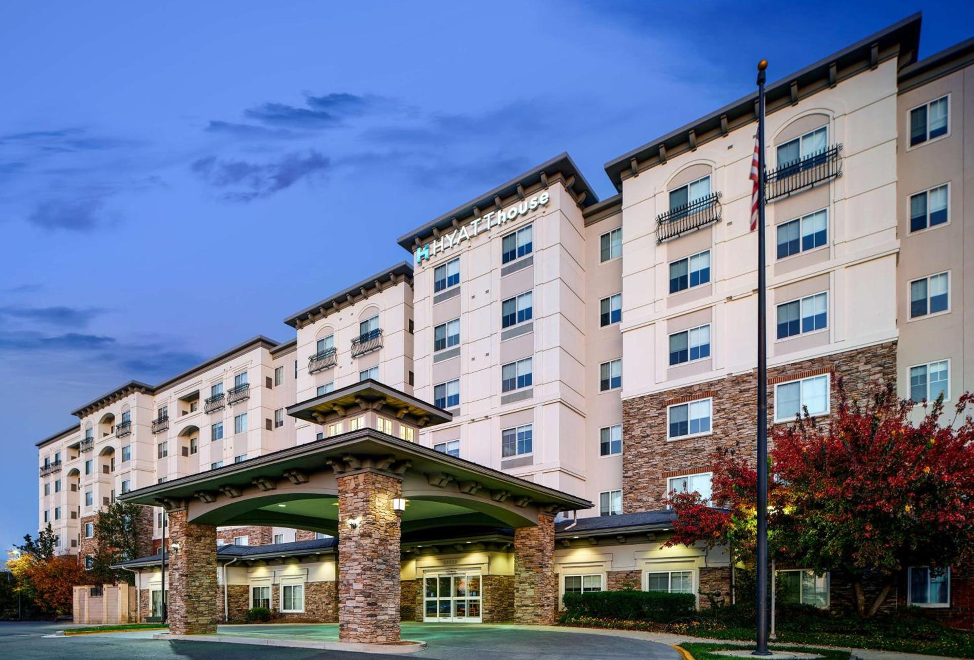 Hyatt House Sterling/Dulles Airport North — hotel in Sterling