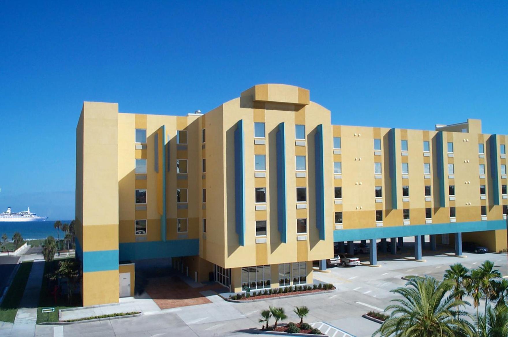 Cocoa Beach Suites Hotel — hotel in Cocoa Beach