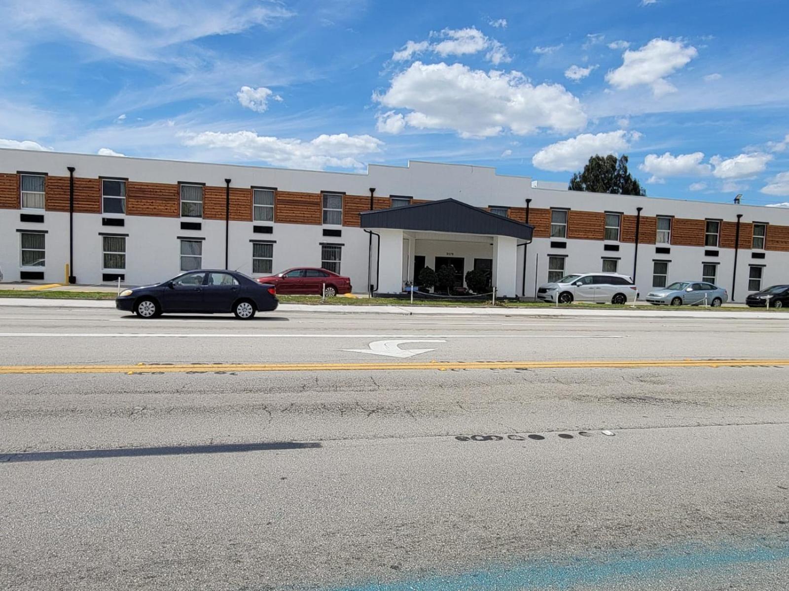 Travel Inn Winter Haven — hotel in Winter Haven