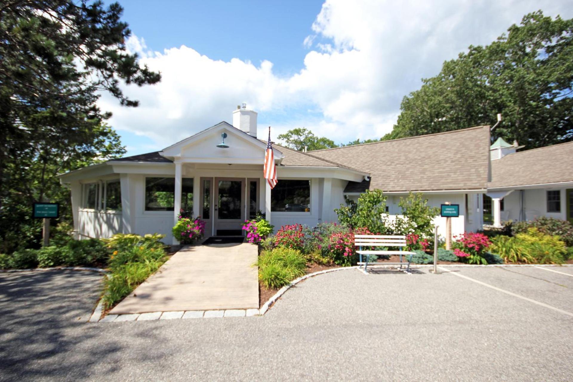 The Lodge on the Cove — hotel in Kennebunkport