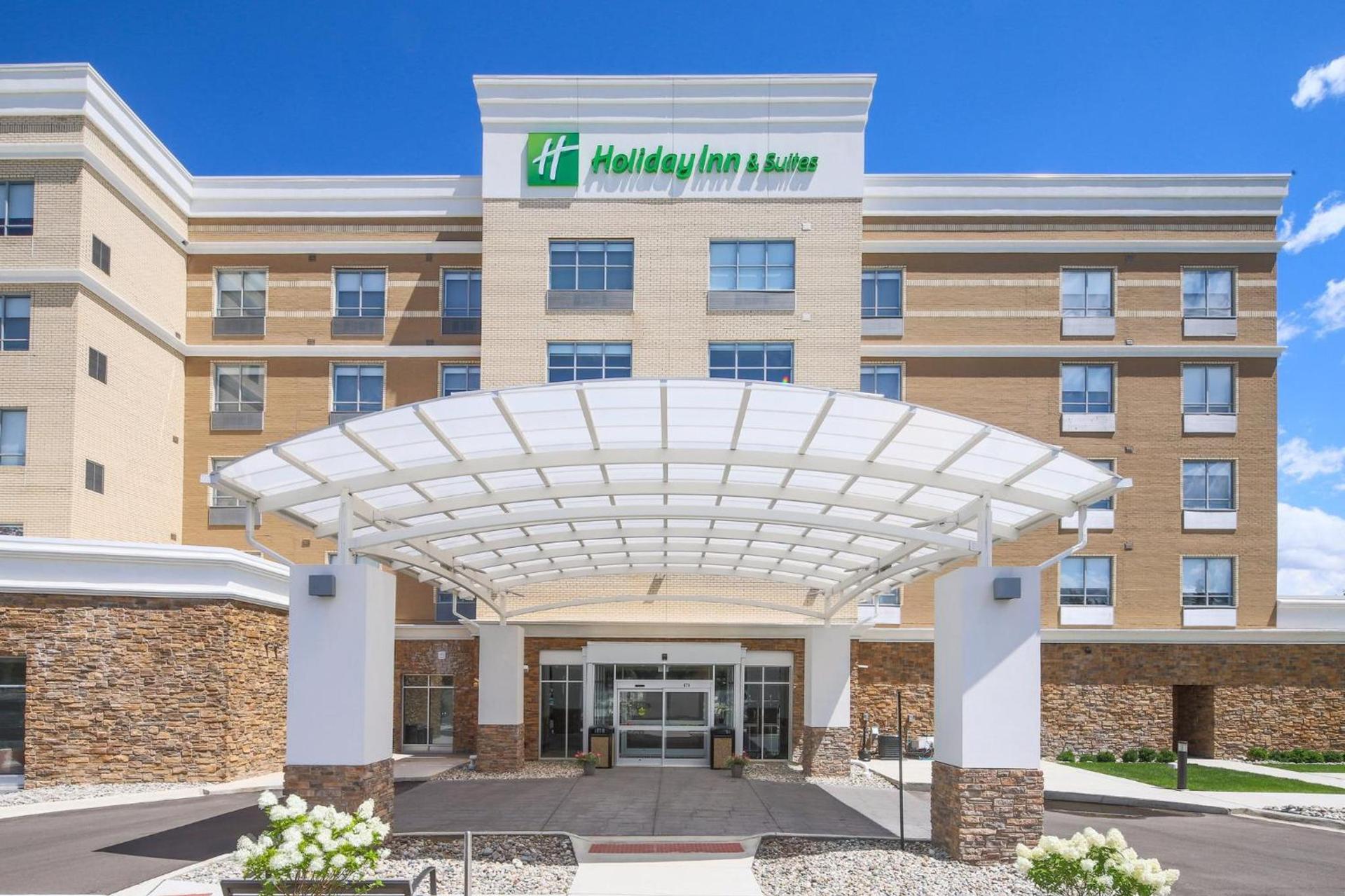 Holiday Inn & Suites Detroit - Troy by IHG — hotel in Troy