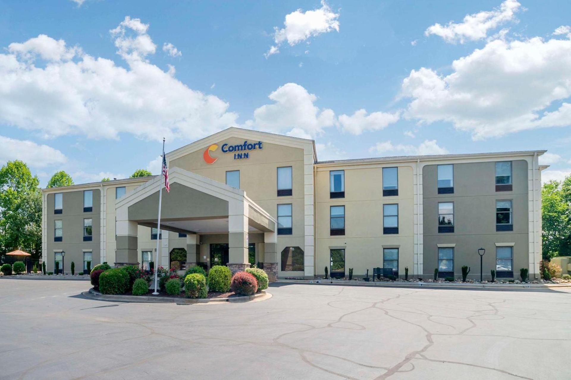 Comfort Inn Asheville Airport — hotel in Fletcher