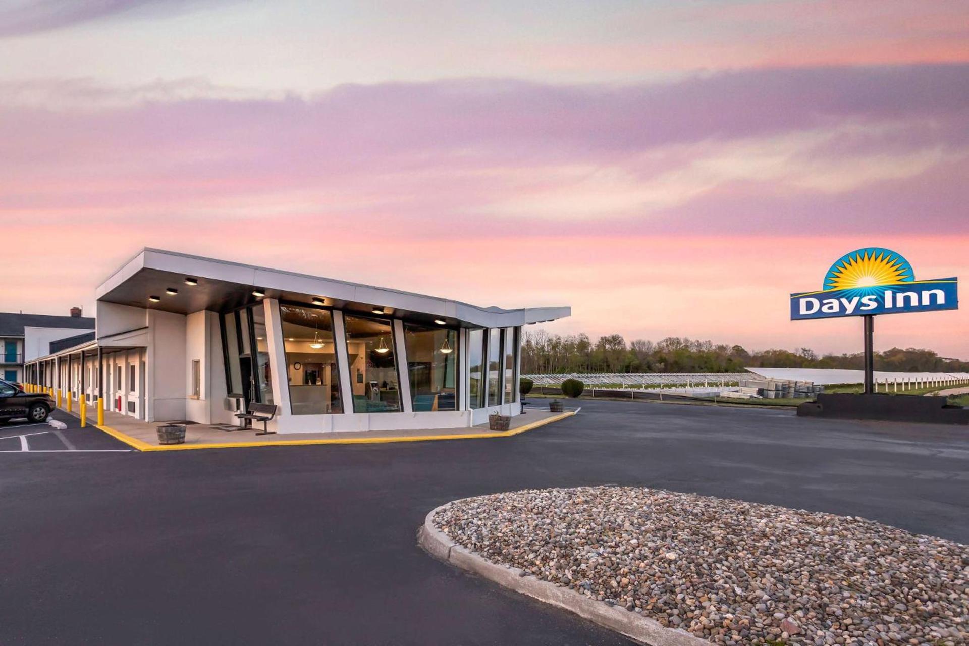 Days Inn by Wyndham Wrightstown McGuire AFB Bordentown — hotel in Wrightstown