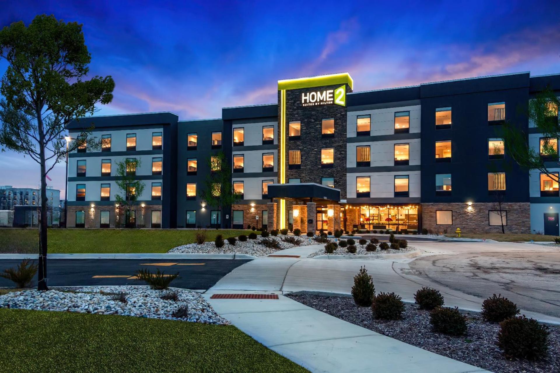 Home2 Suites By Hilton Bolingbrook Chicago — hotel in Bolingbrook