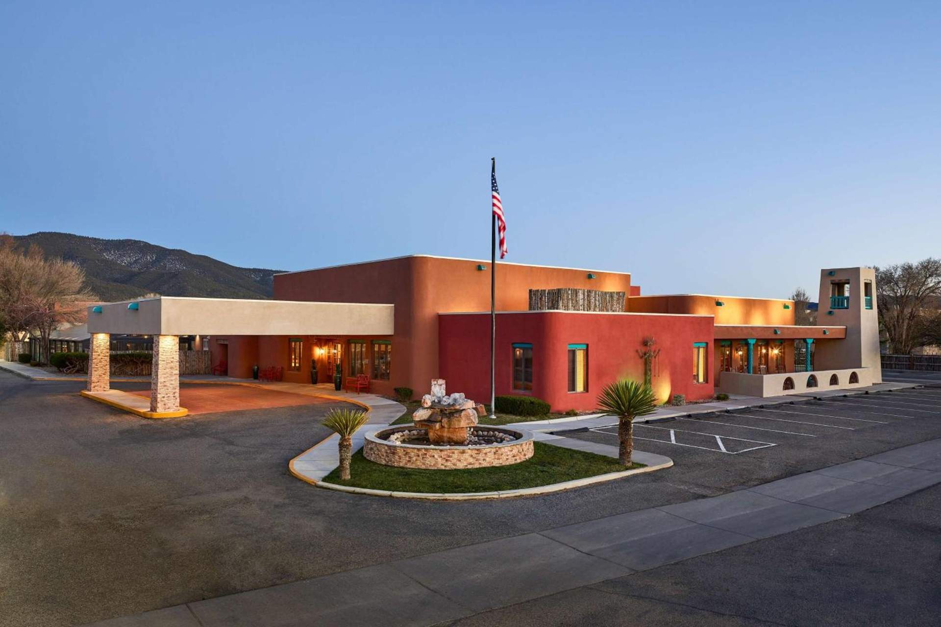 Hilton Tapestry Collection, Hotel Don Fernando De Taos