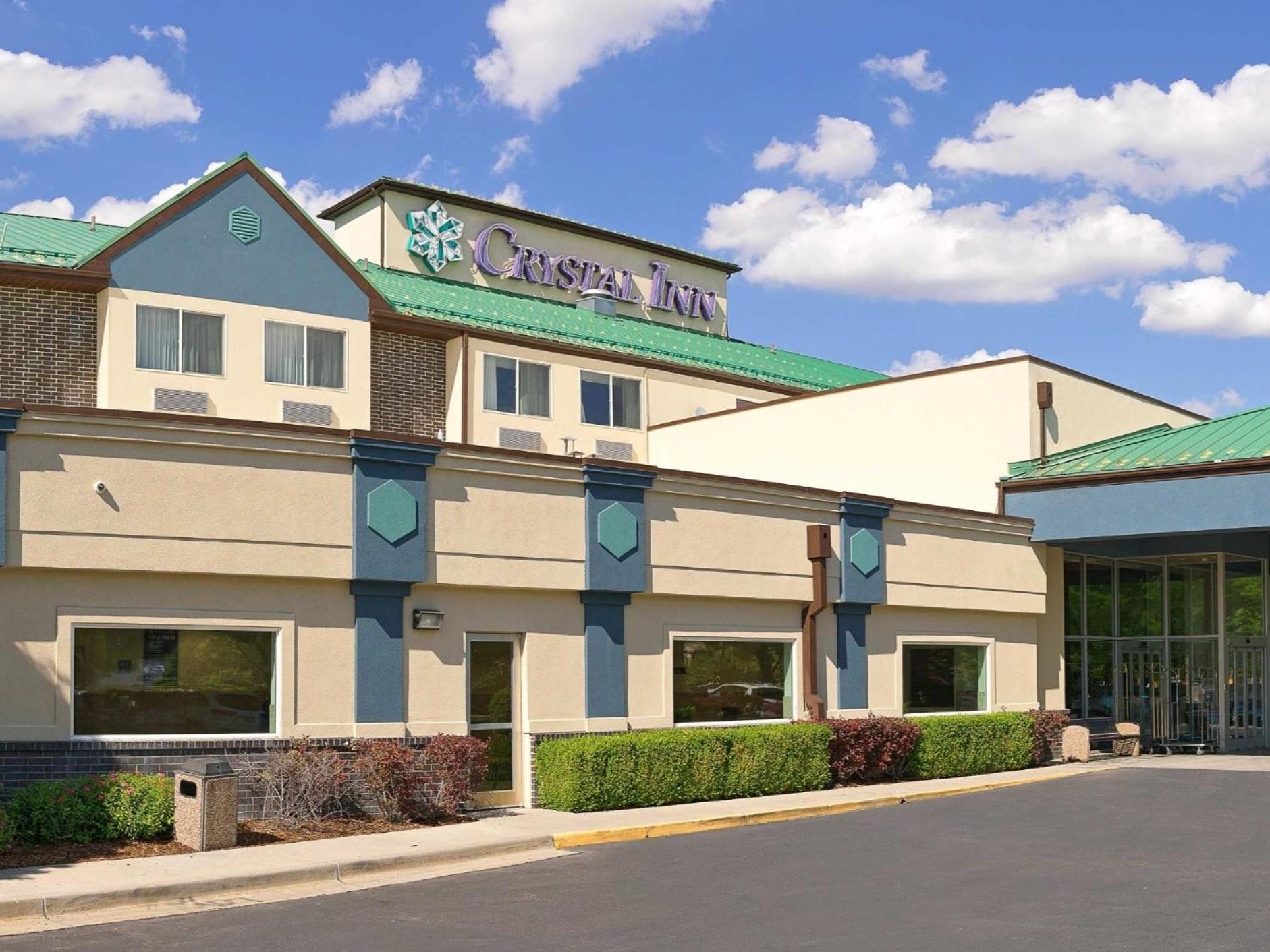 Crystal Inn Hotel & Suites - West Valley City — hotel in West Valley City
