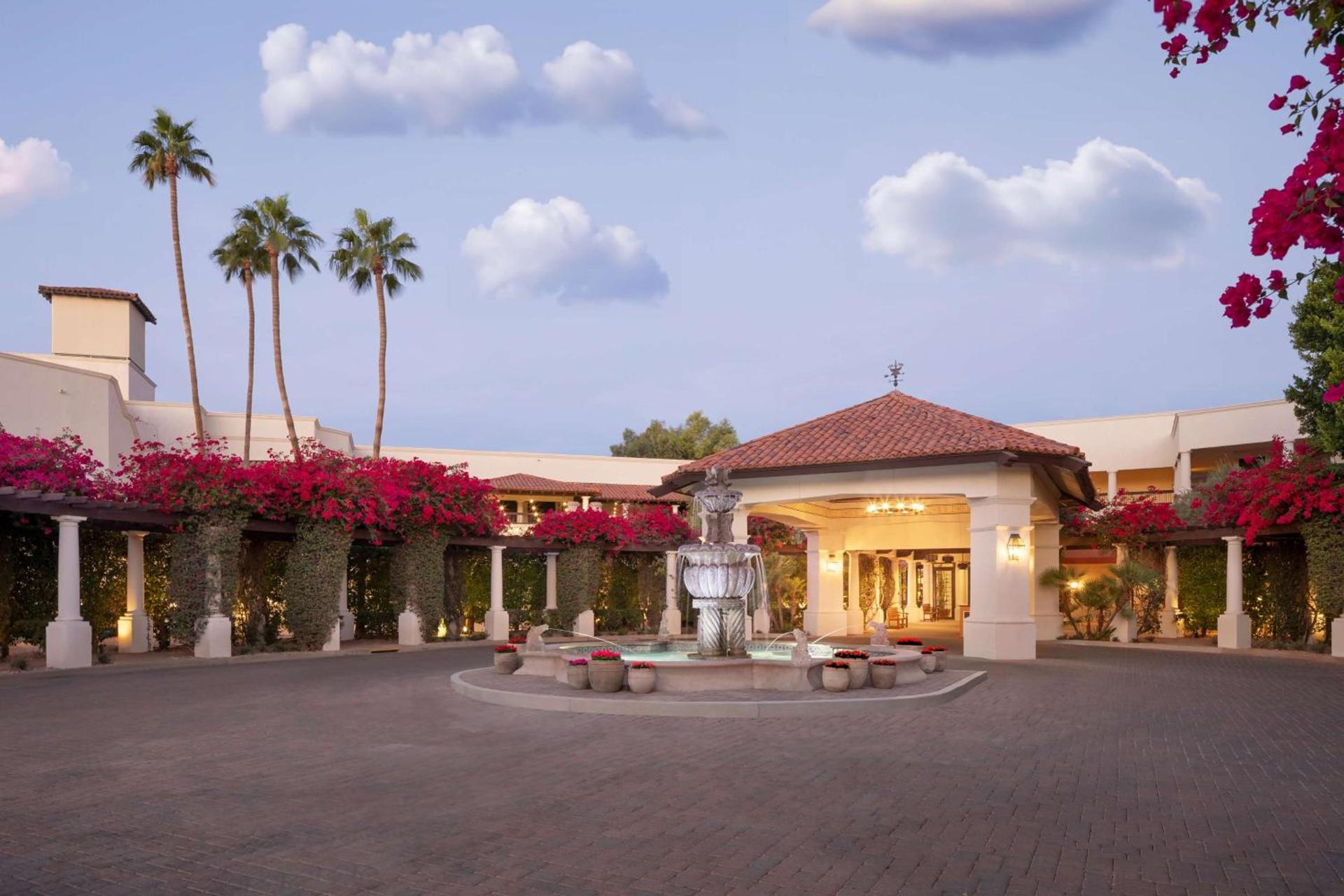 The Scottsdale Resort & Spa, Curio Collection by Hilton — hotel in Scottsdale