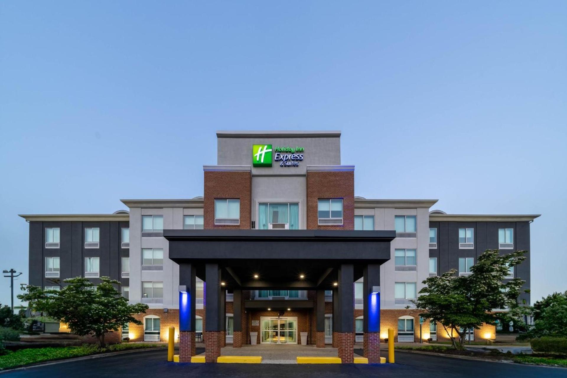 Holiday Inn Express Hotel & Suites Woodbridge by IHG — hotel in Woodbridge