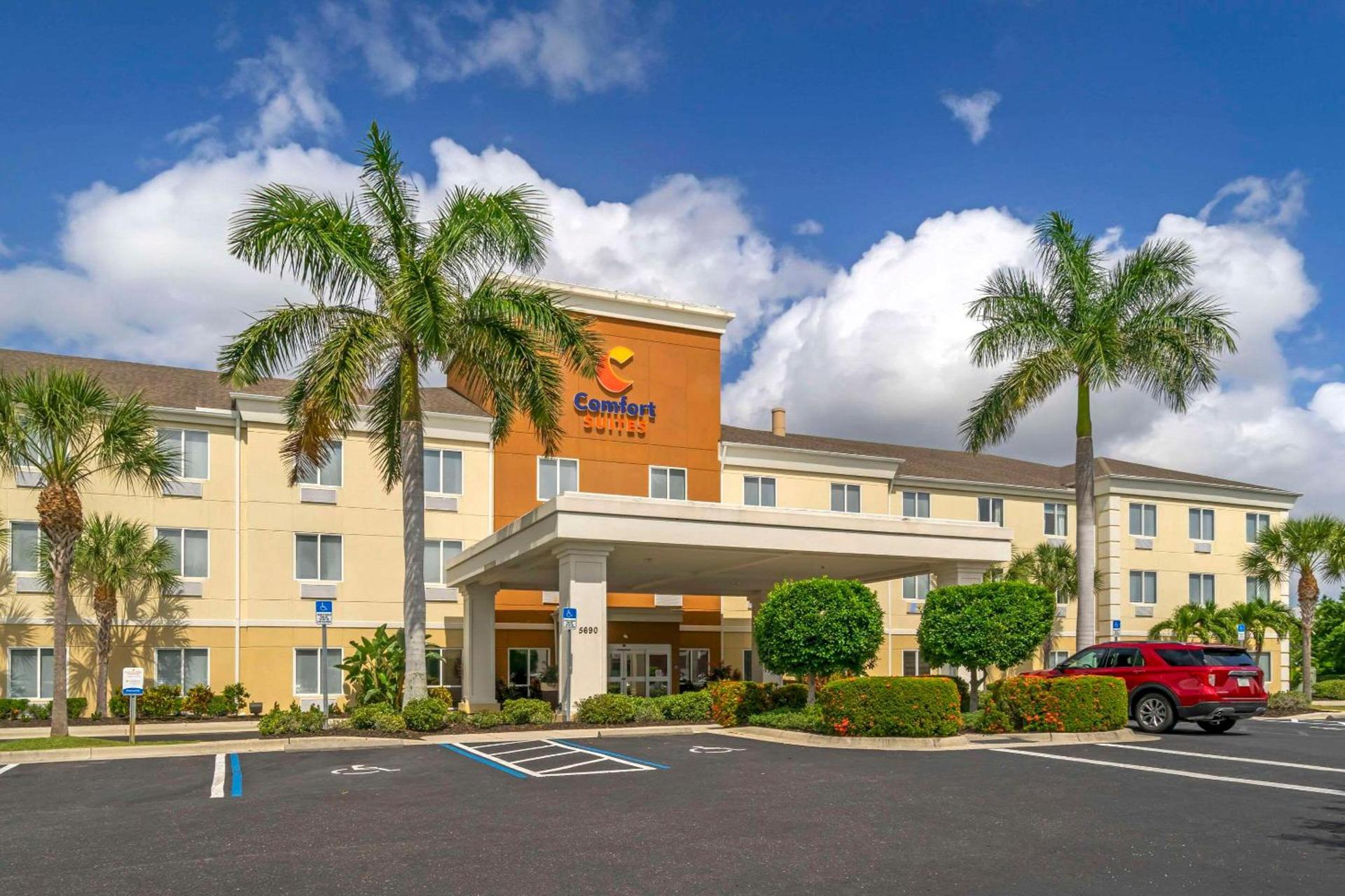 Comfort Suites Sarasota-Siesta Key — hotel in Sarasota