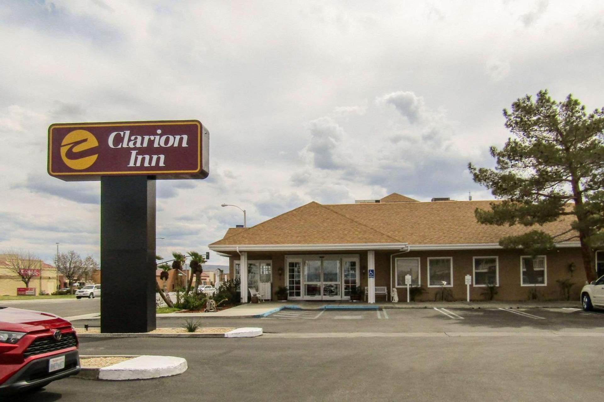Clarion Inn Near China Lake Naval Station
