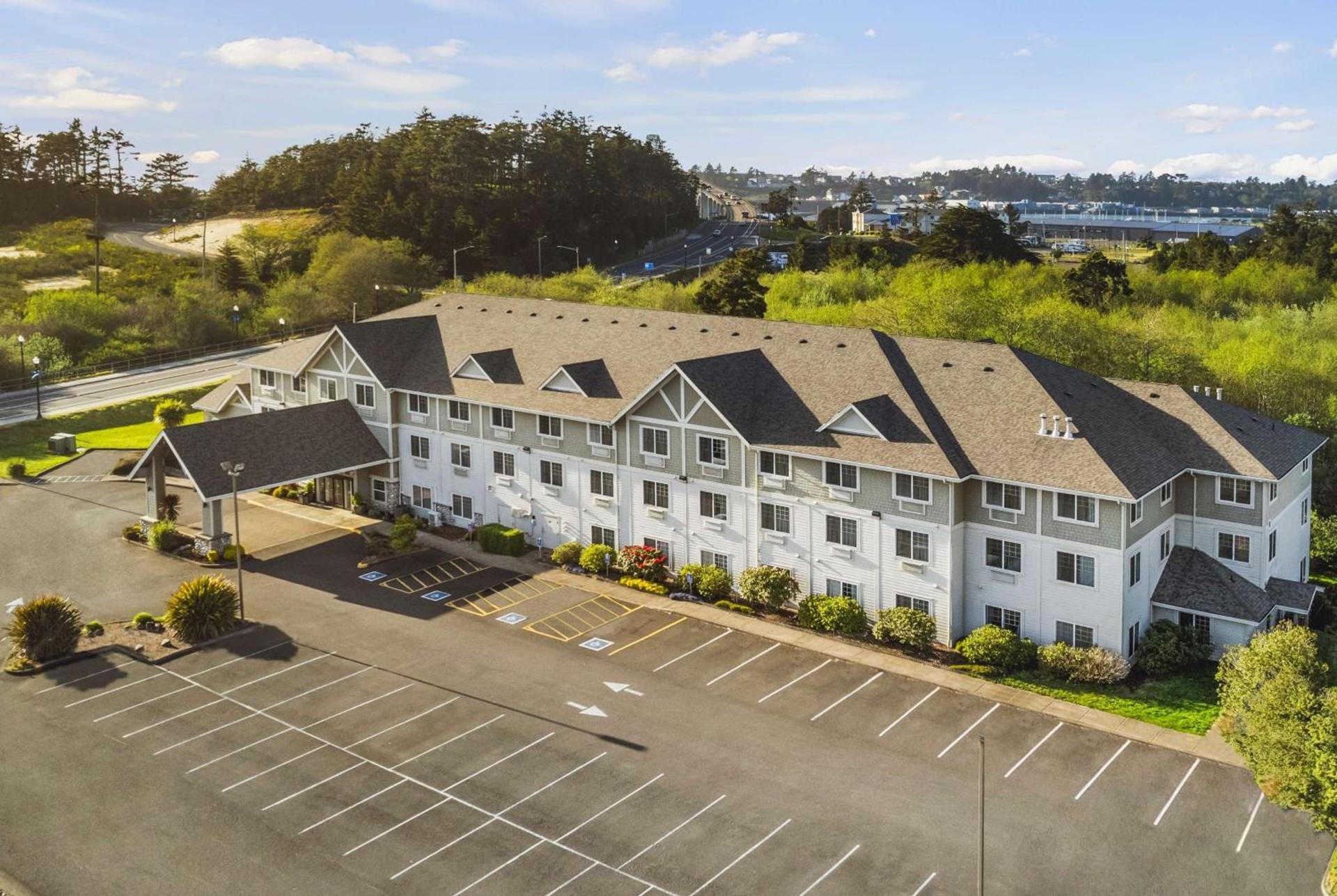 La Quinta by Wyndham Newport — hotel in Newport