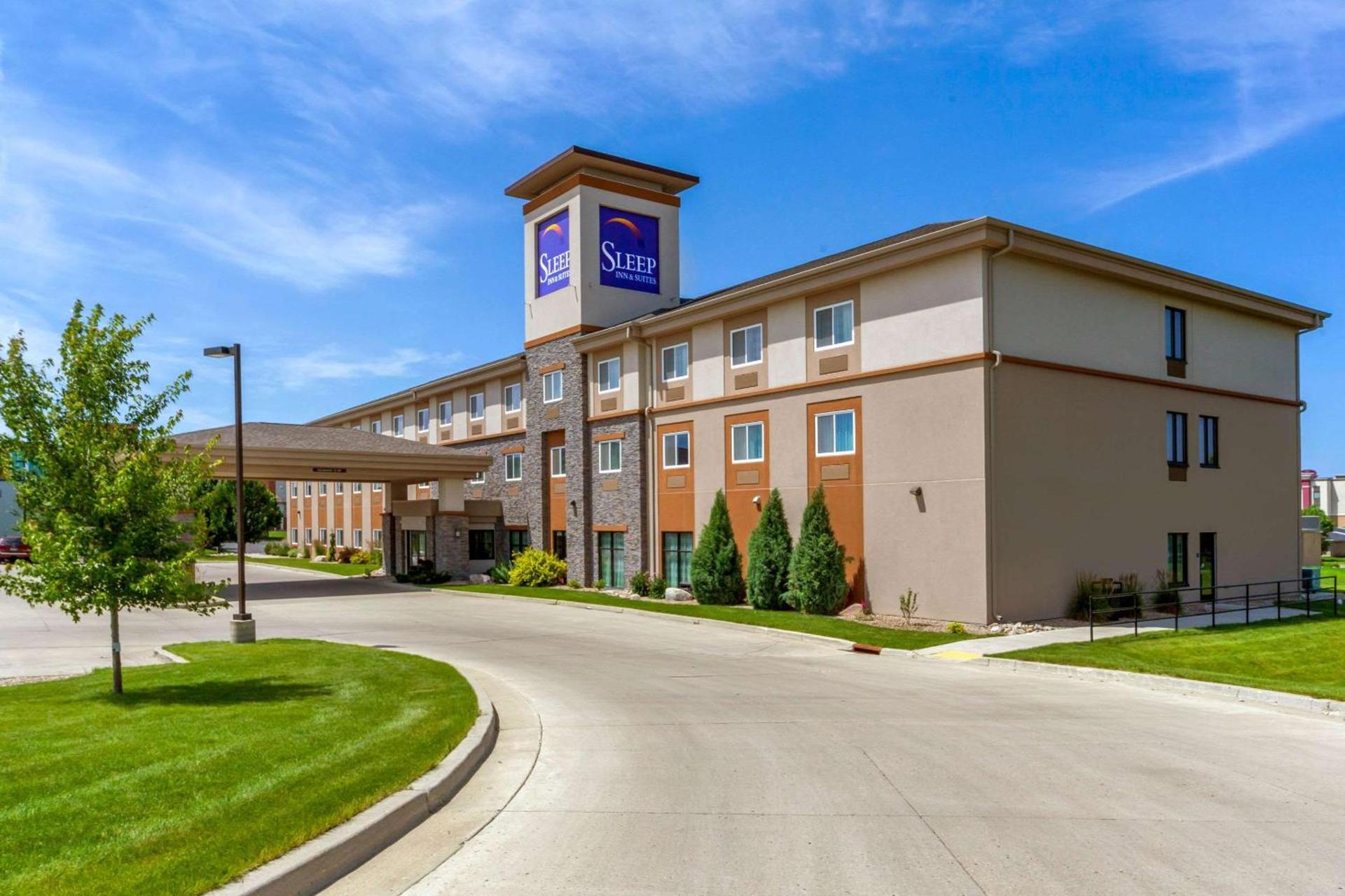 Sleep Inn & Suites Bismarck I-94 — hotel in Bismarck