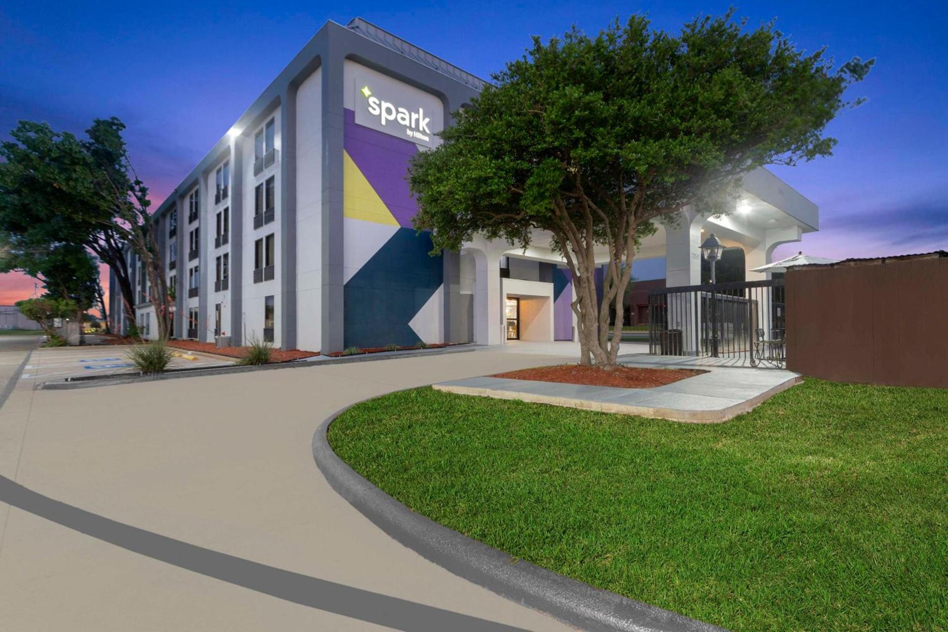 Spark By Hilton Grand Prairie — hotel in Grand Prairie