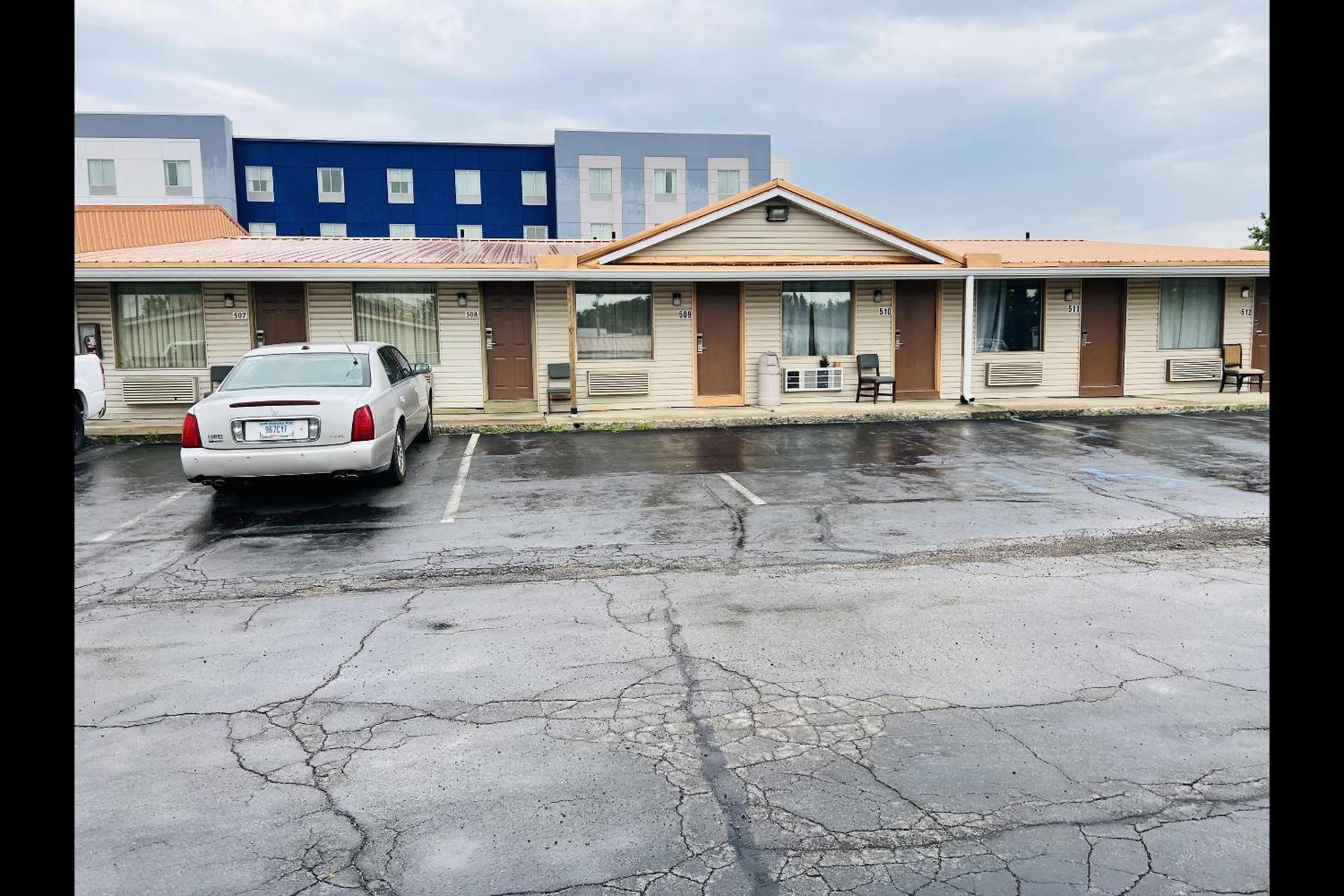 Cozy Garden Inn By OYO Hwy 40 Richmond — hotel in Richmond
