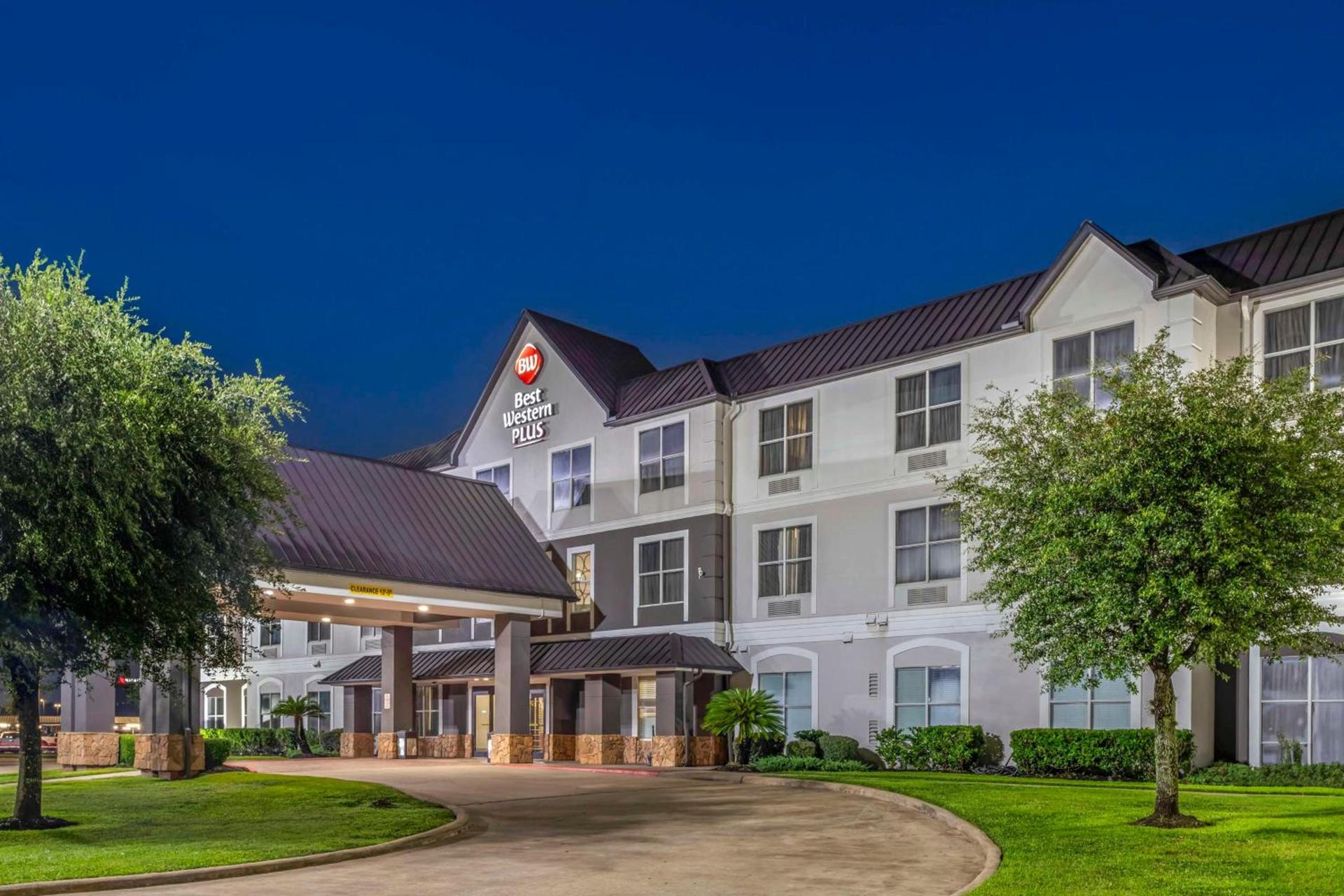 Best Western Plus Hobby Airport Inn & Suites — hotel in Houston