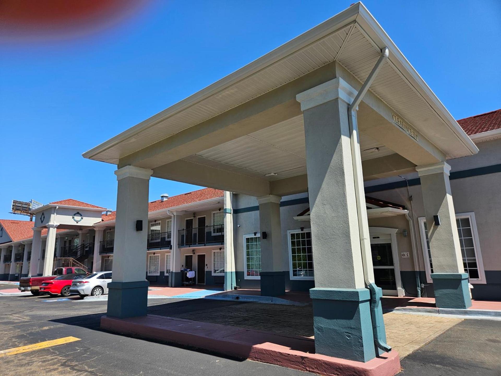 Quality Inn & Suites Greenville I-65 — hotel in Greenville