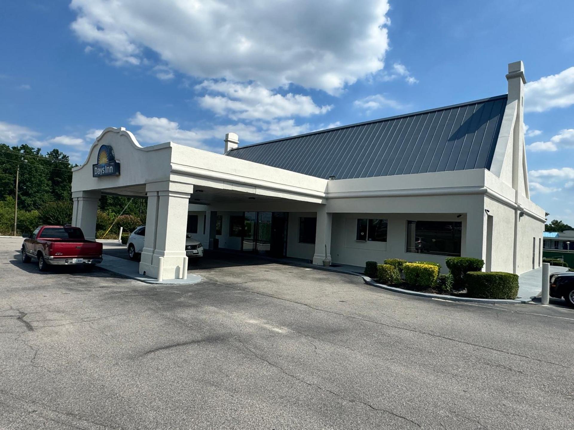 Days Inn by Wyndham Emporia — hotel in Emporia