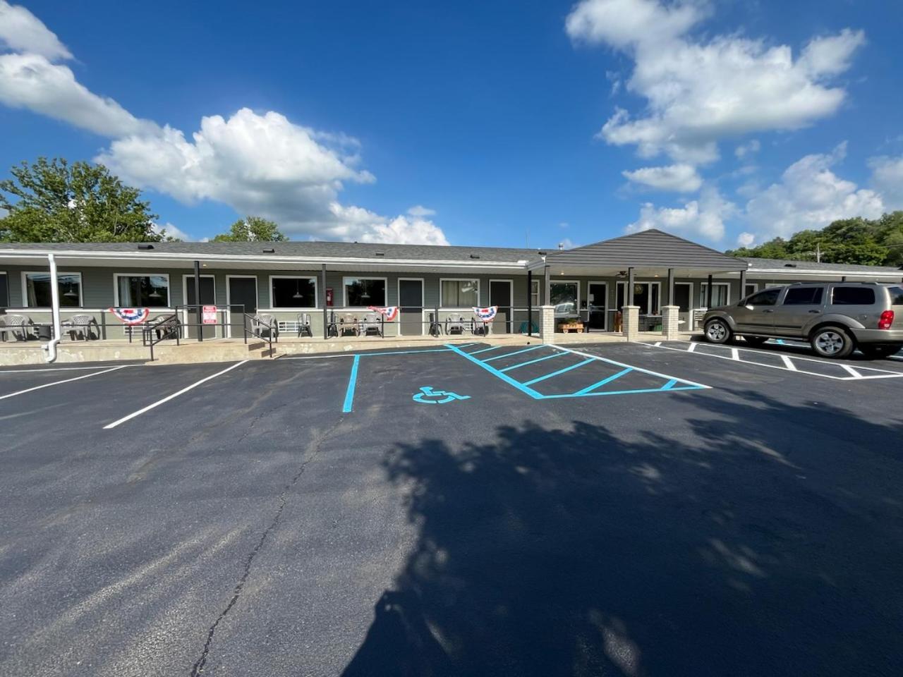 Valley Inn and Suites — hotel in French Lick