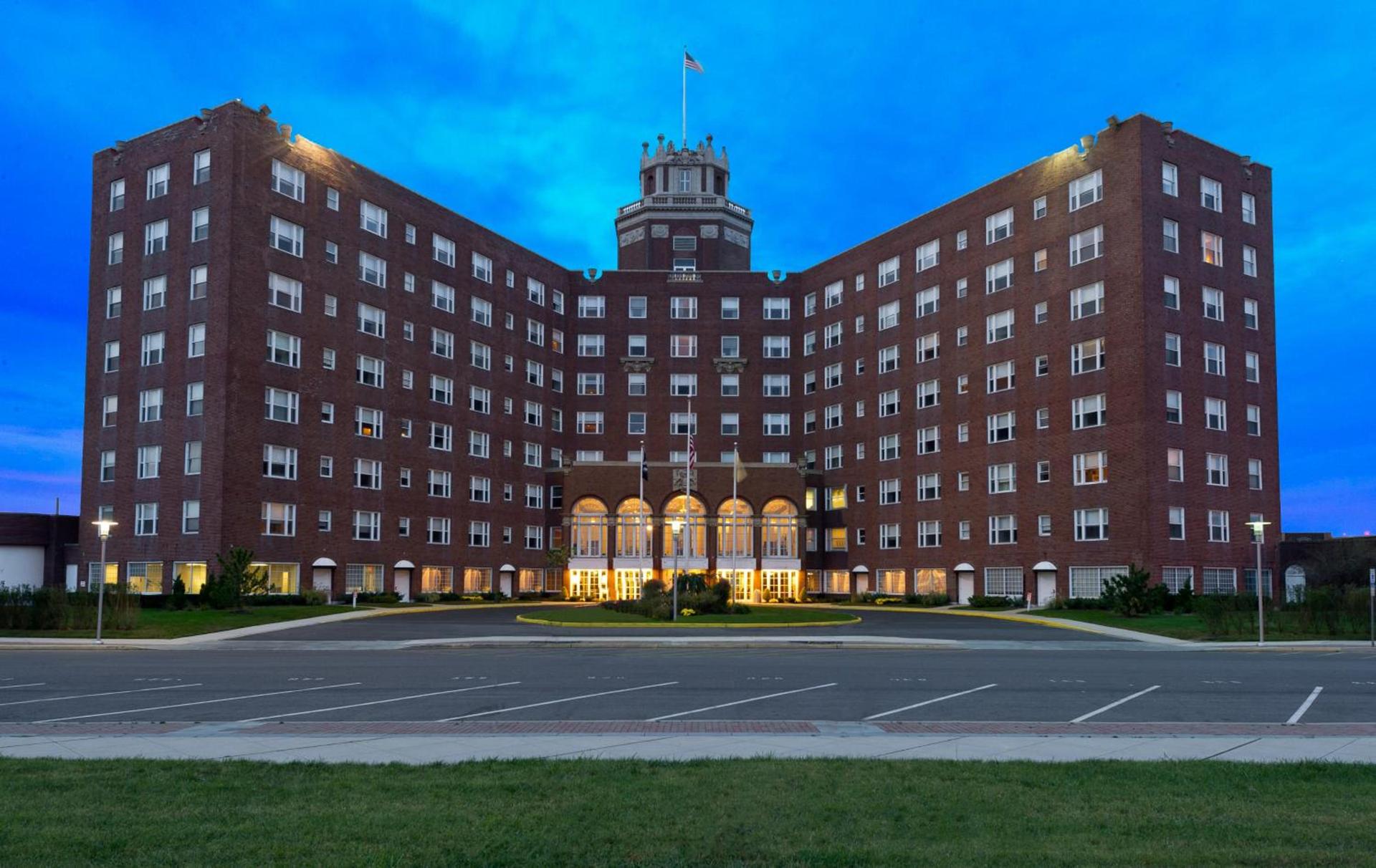 Berkeley Oceanfront Hotel — hotel in Asbury Park