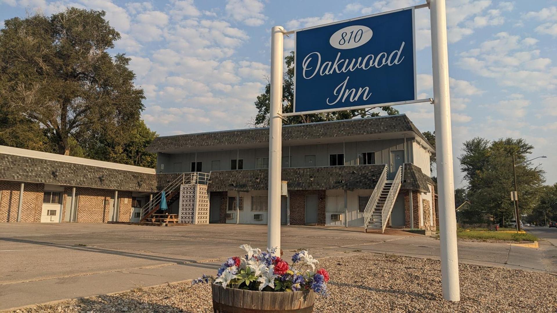 The Oakwood Inn — hotel in Sterling