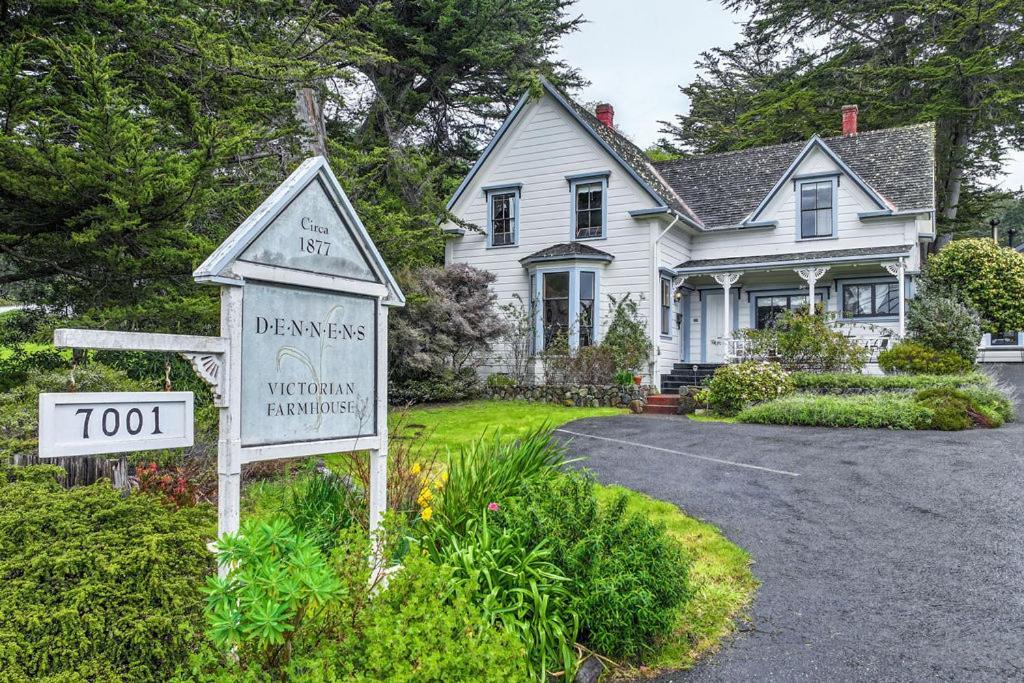 Dennen's Victorian Farmhouse — hotel in Little River