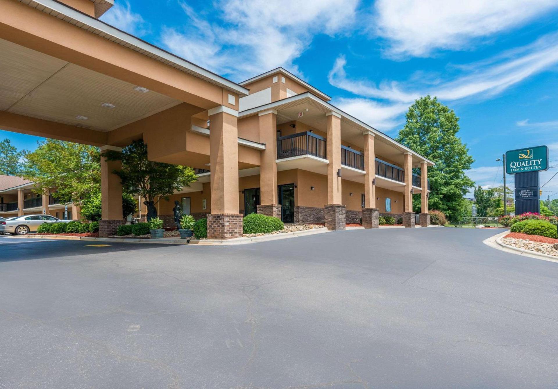Quality Inn & Suites Rockingham — hotel in Rockingham