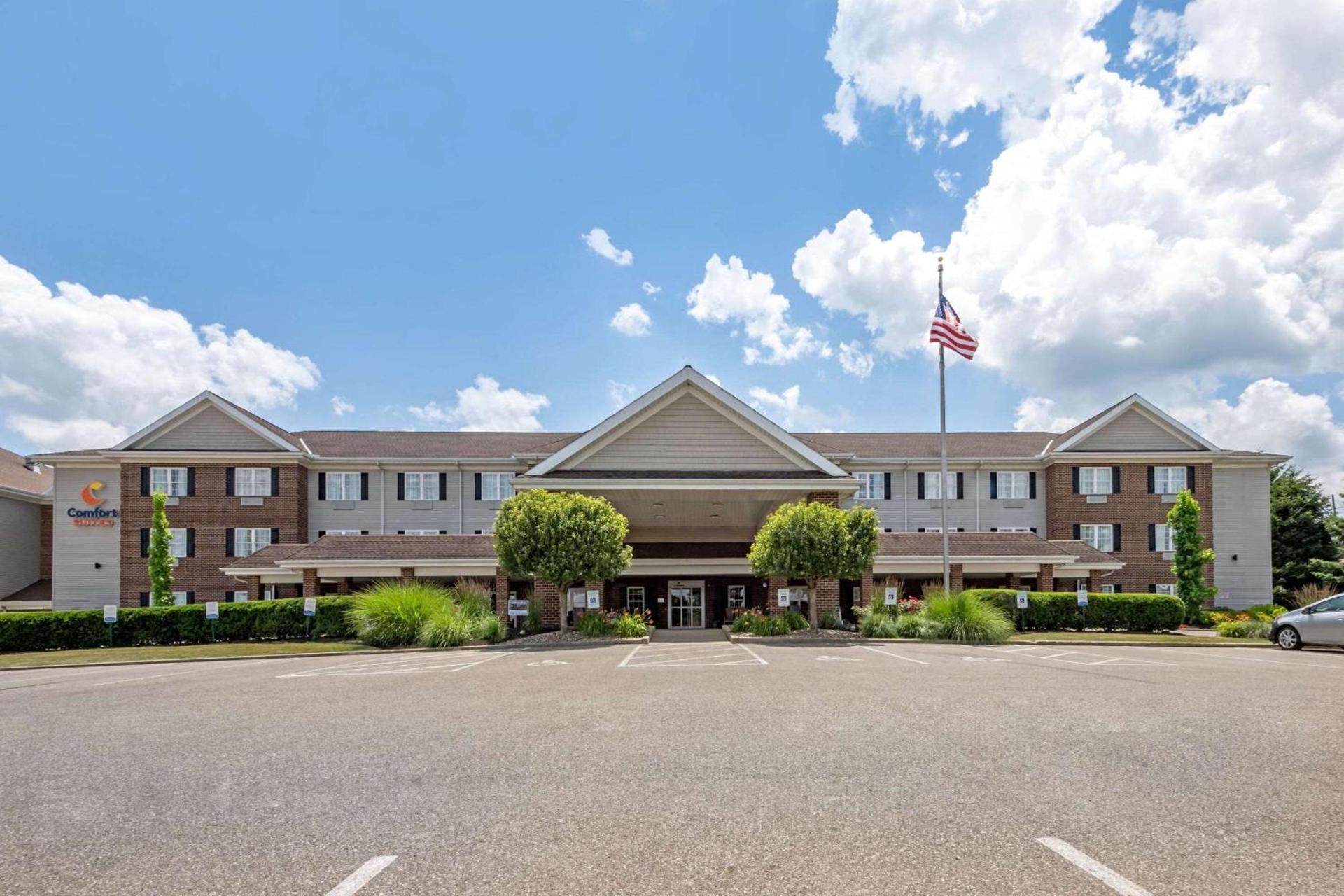 Comfort Suites Hotel and Conference Center — hotel in Berlin