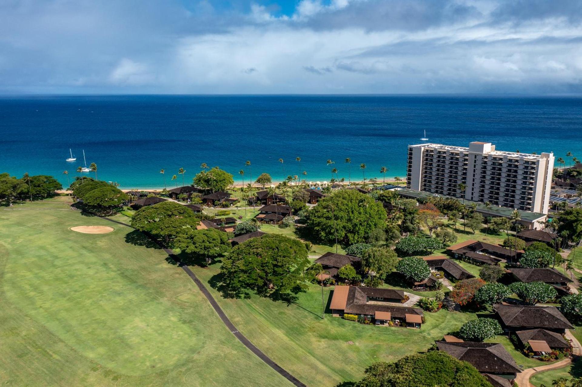 Royal Lahaina Resort & Bungalows — hotel in Lahaina